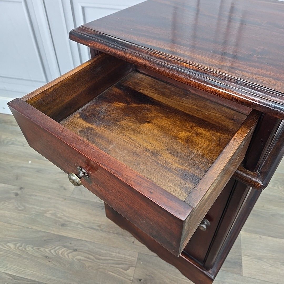photo vinterior Antique Reproduction Pot Cupboard Bedside Table Mahogany Wood Cabinet Stand