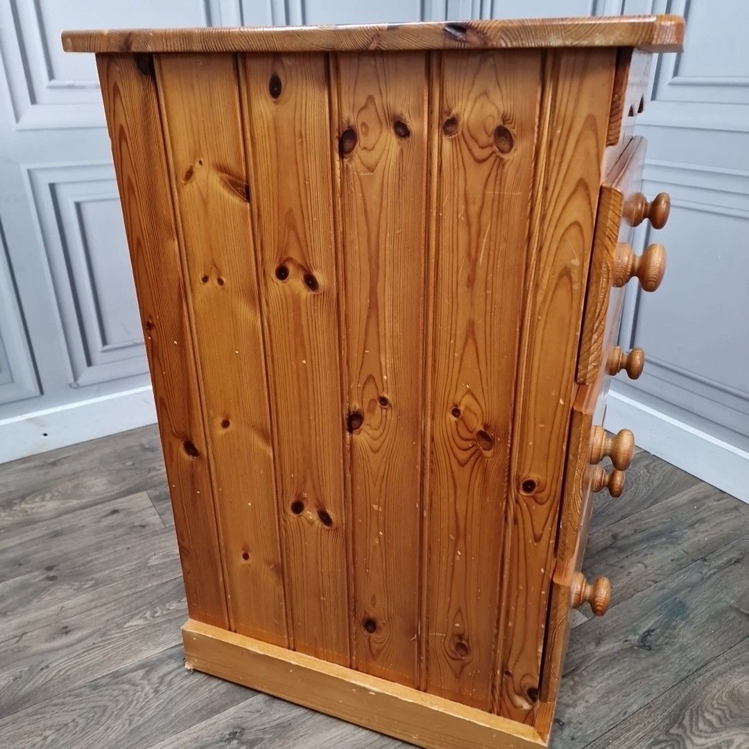 photo vintage Retro Pair Pine Bedside Tables Chest Of Drawers Cabinets Solid Wooden Vintage