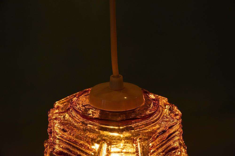 photo buy Vintage Glazen Hanglamp Vitrika, Amber Mid Century Hanglamp.
