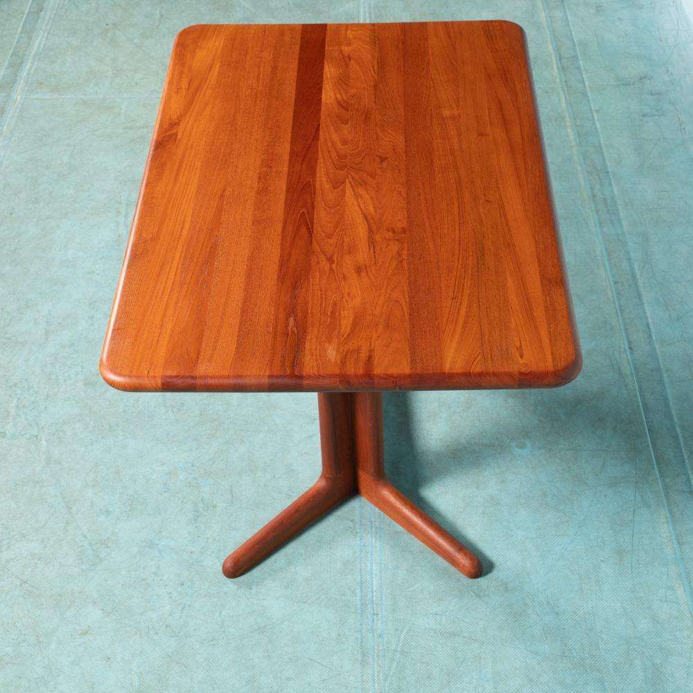 photo for sale Deens Design Eettafel, Nagezien En Opgeknapt – Teak Eettafel Uit De Jaren Zestig.