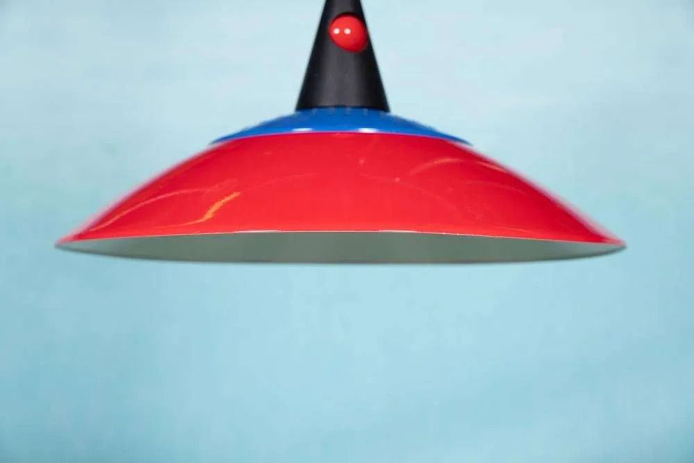 Memphis Stijl Hanglamp Jaren 1980, Kinderkamer, Rood, Blauw, Zwart. photo for sale
