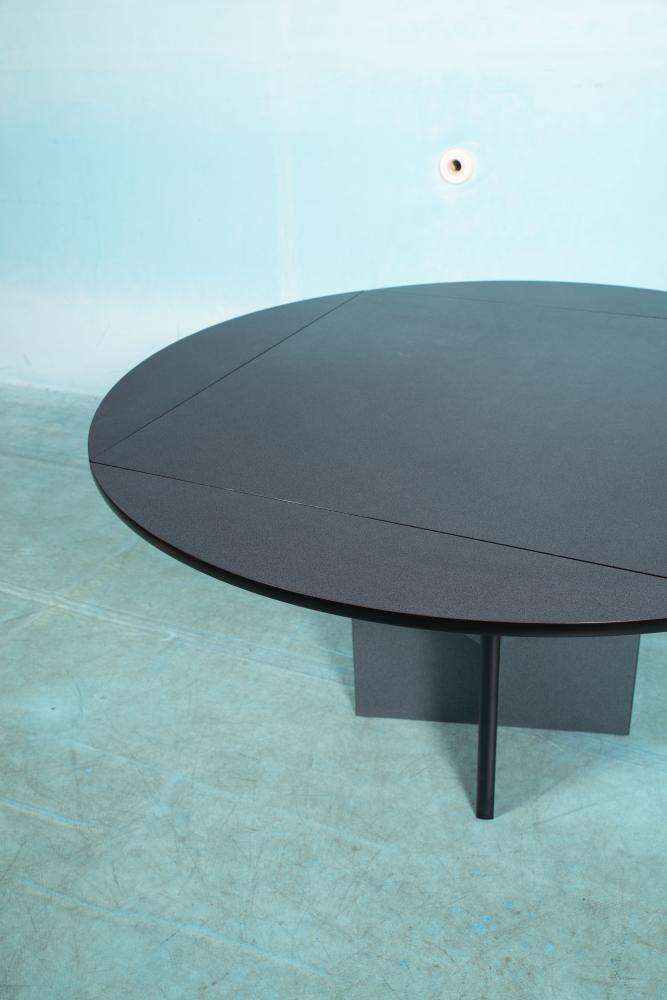Postmodern Eettafel Hennie De Jong, Minimalistische Eettafel. photo vintage