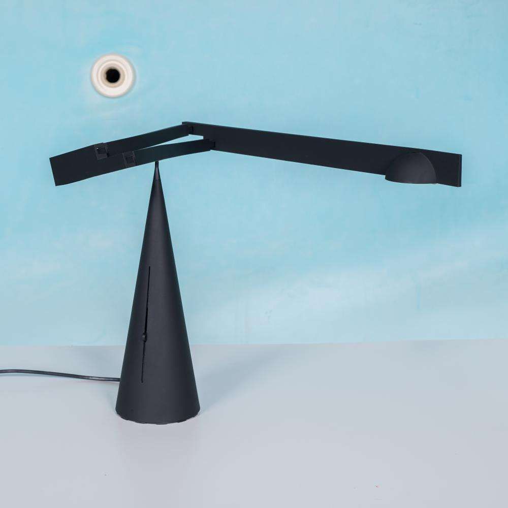 Italiaanse Design Tafellamp Tabla, Italiana Luce Colombo, Jaren 1980 photo for sale