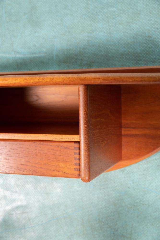 photo furniture Deens Design Teakhouten Wandconsole, Kai Kristiansen