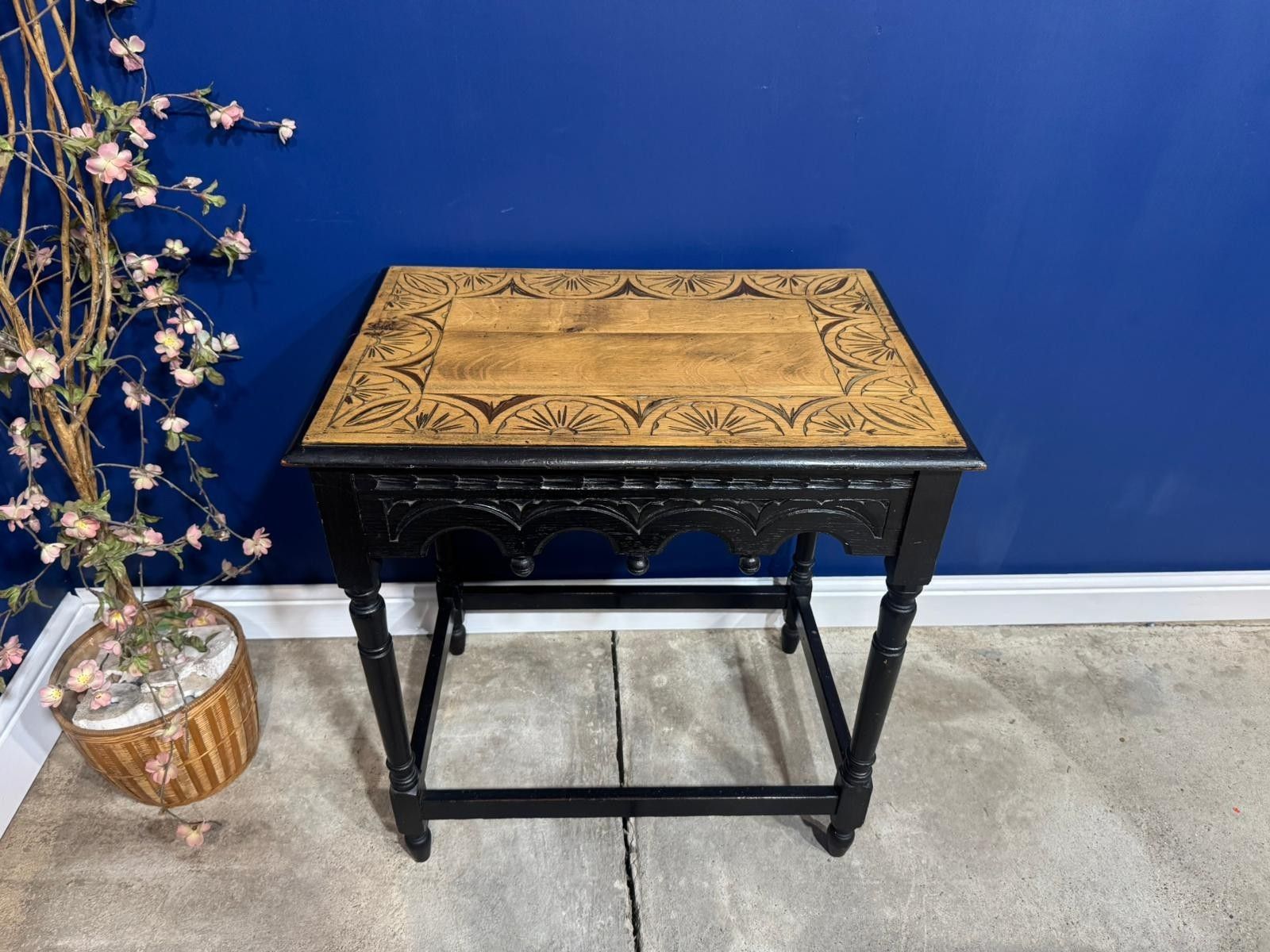 Victorian Carved Oak Side Table Console Wine Antique Gothic Black Vintage photo Furniture