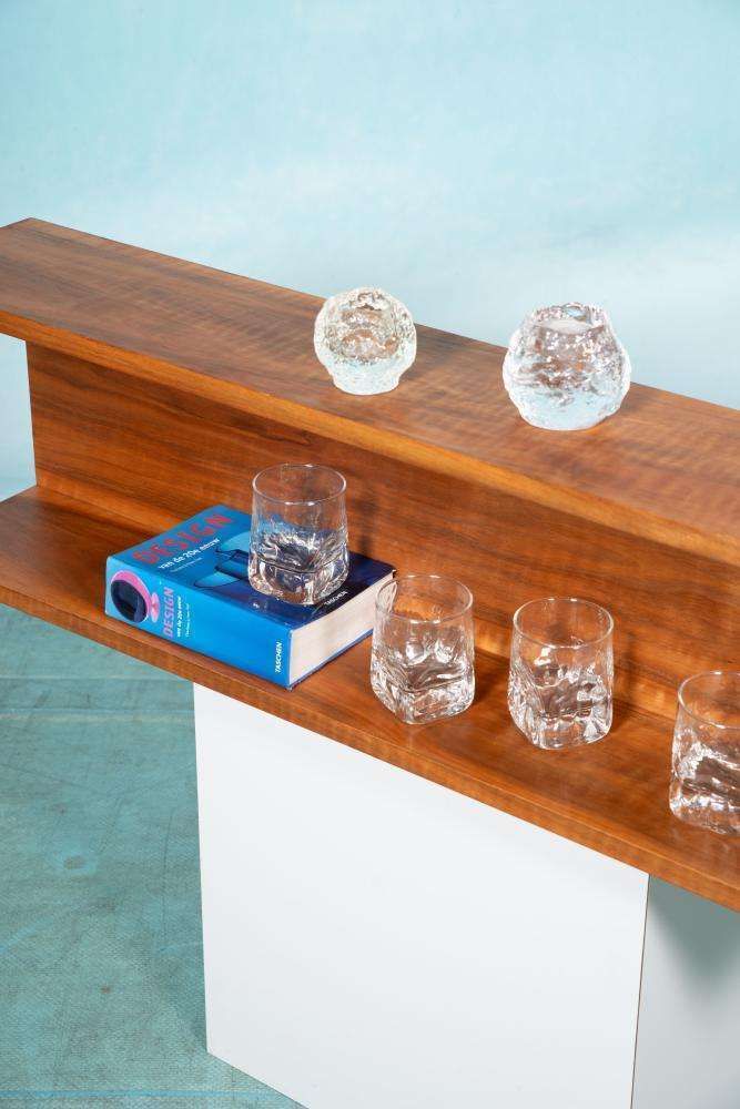 574.0 Minimalistische Wandconsole In Walnootfineer, Mid Century photo