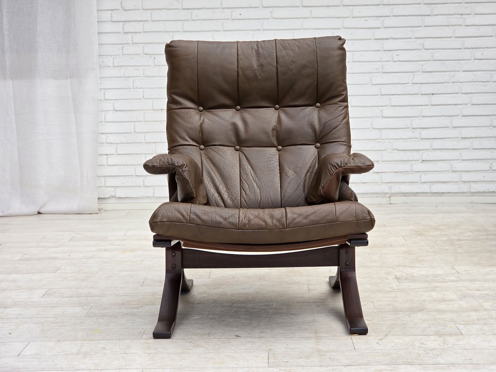 1970s, Scandinavian Design, Armchair In Brown Furniture Leather. photo vinterior