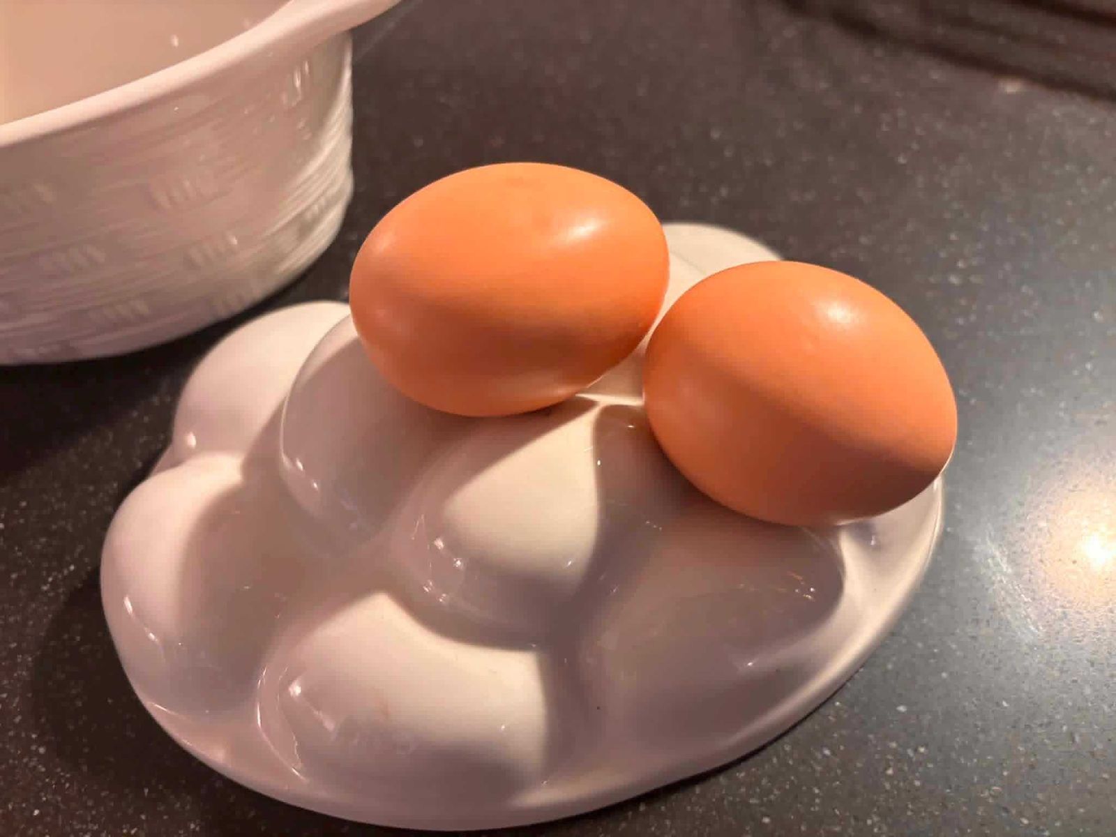 Vintage Italian Majolica Egg Tureen With Lid – Mid Century Ceramic Bowl, Farmhouse Kitchen Decor photo 269.0