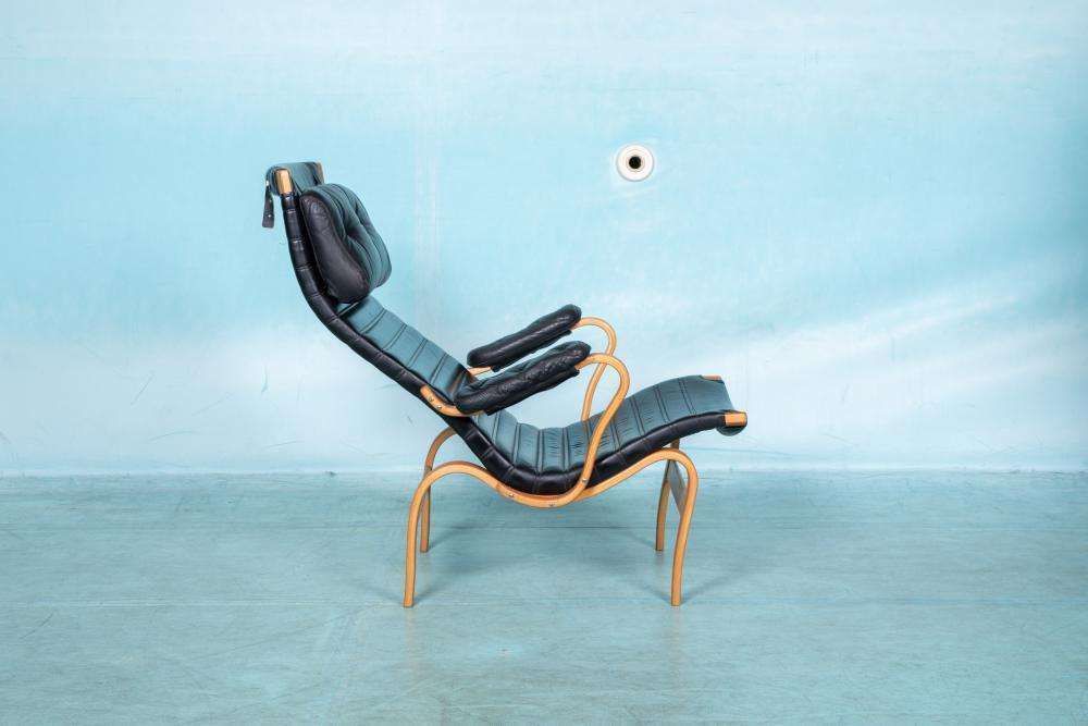 Meubels Design Lounge Fauteuil & Ottoman 70s Bruno Mathsson Pernilla photo