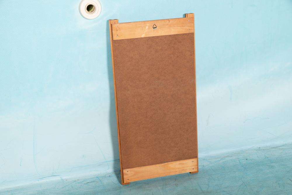 photo furniture Japandi Jaren 70 Grenenhouten Spiegel, Minimalistische Zweedse Spiegel