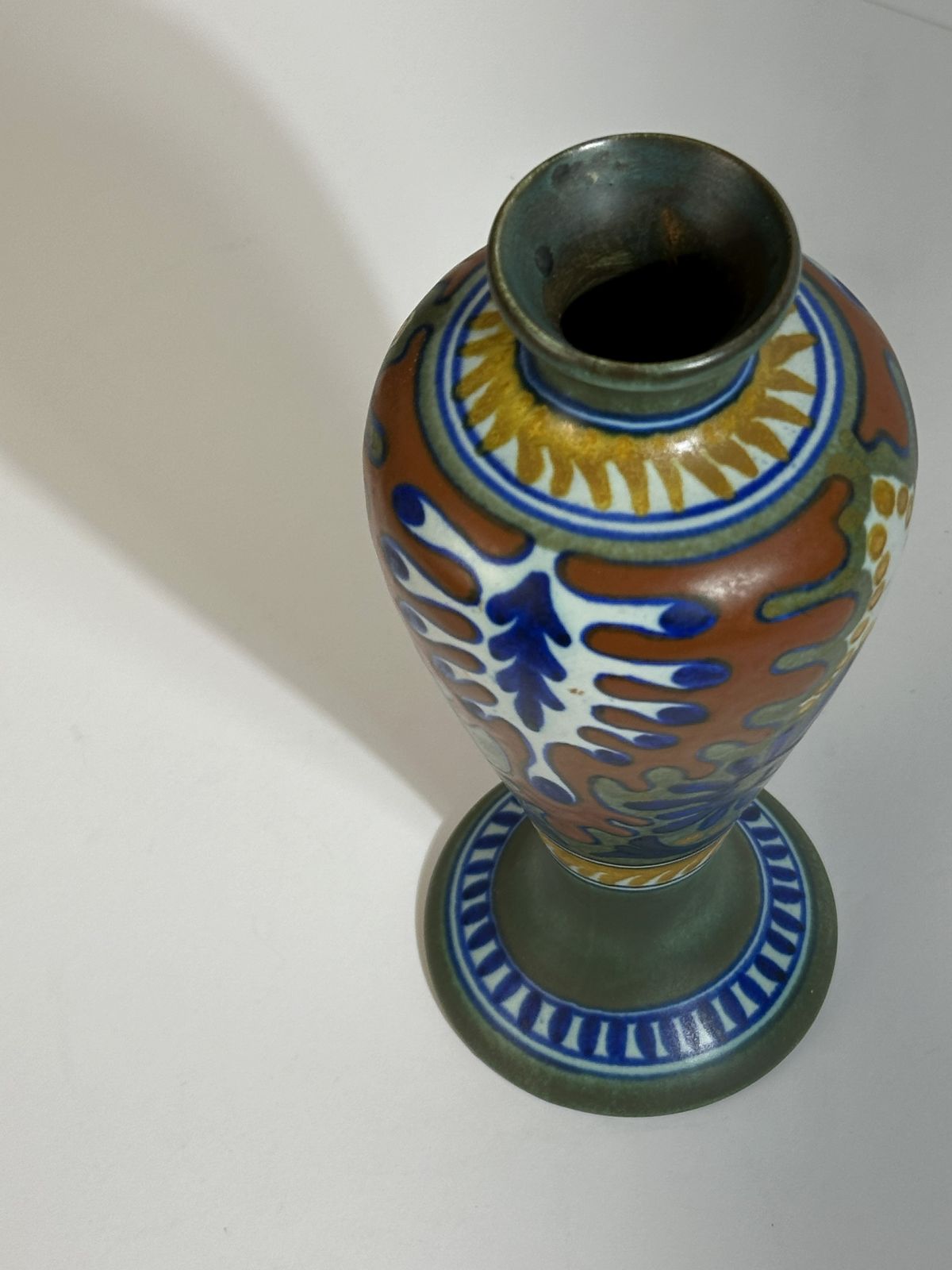 photo furniture Dutch Gouda Vase, Rhodian Pattern, Art Nouveau Style, Holland 1930s