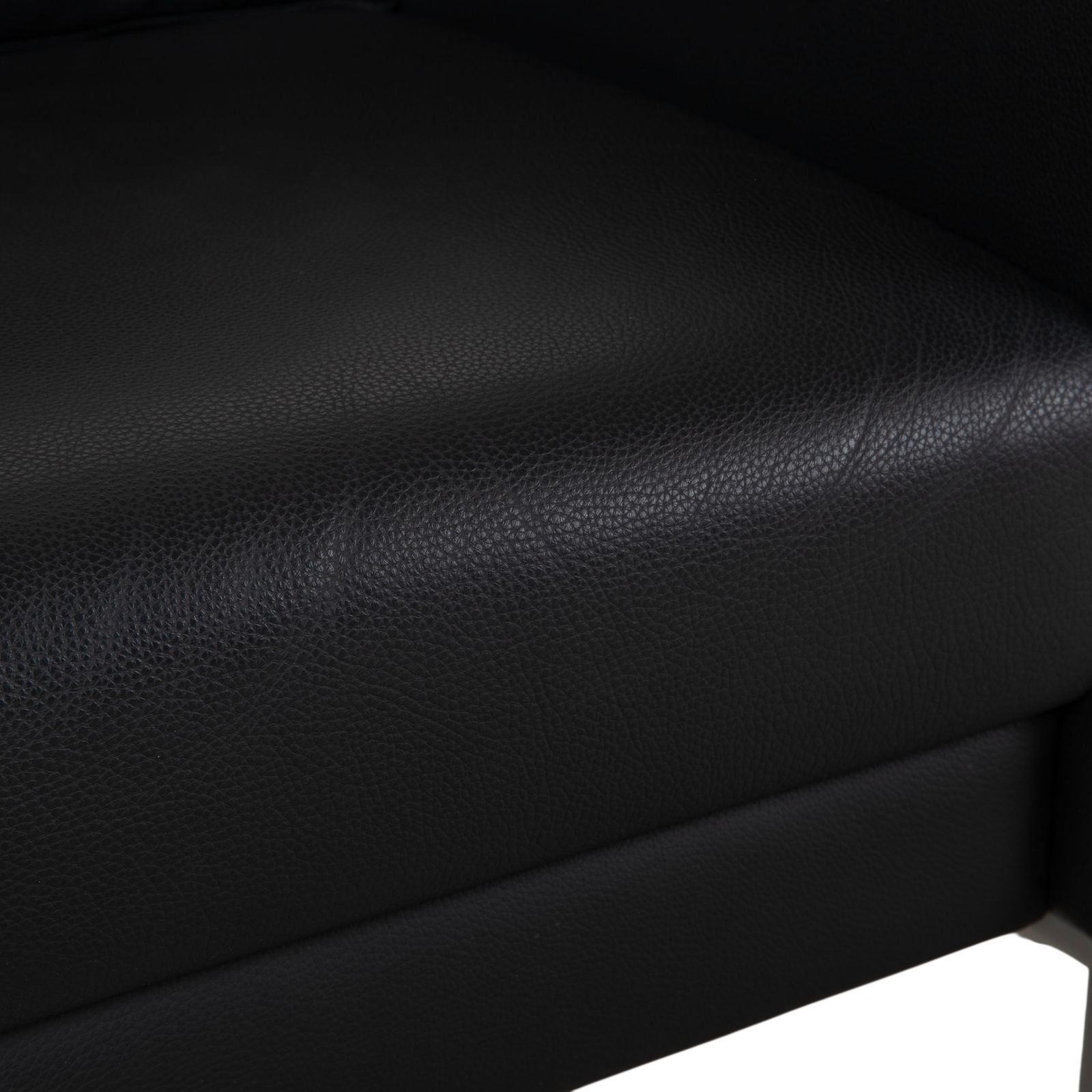 Fauteuil Rolf Benz 1200 en cuir noir photo vinterior