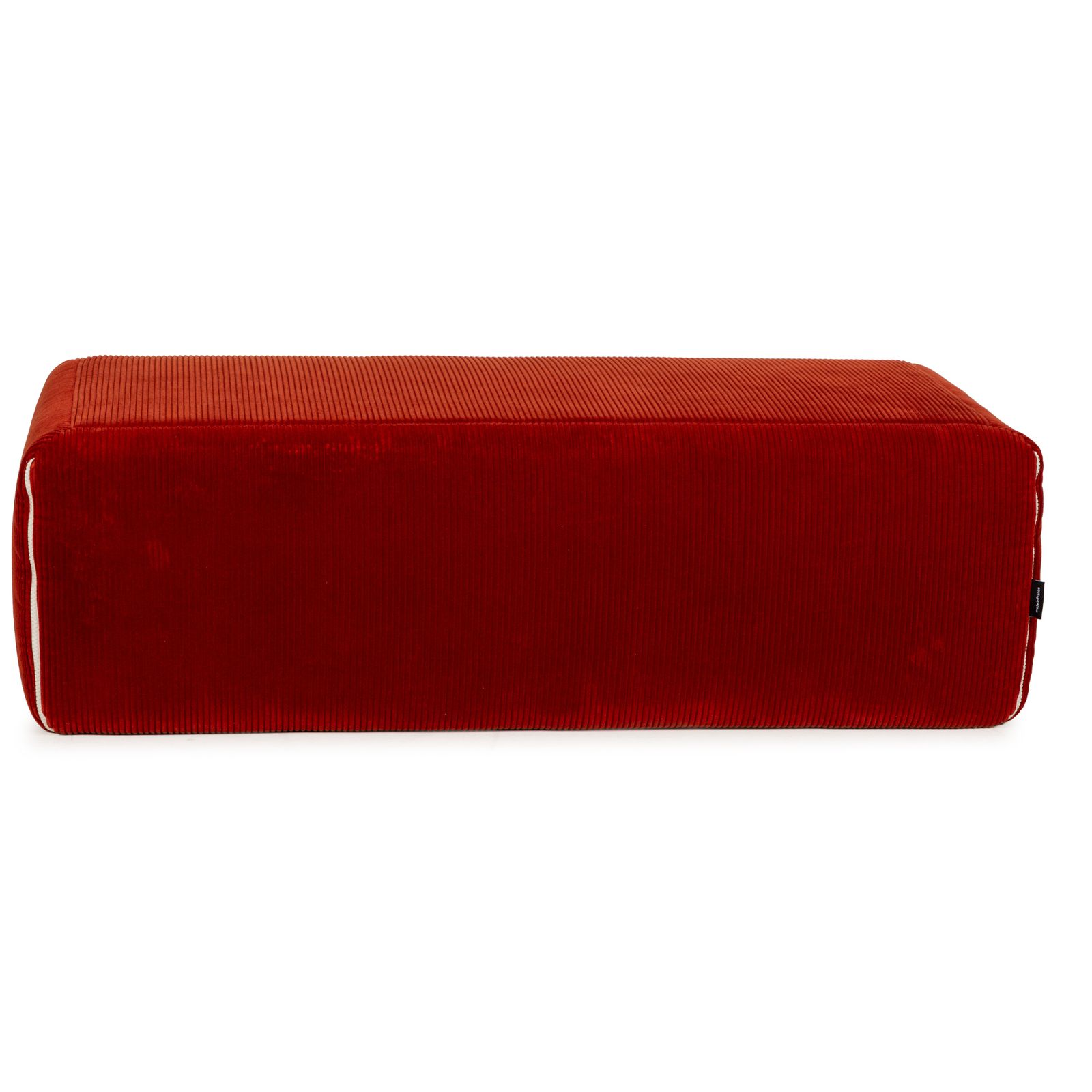 Pouf Ligne Roset Plumy en tissu rouge photo buy