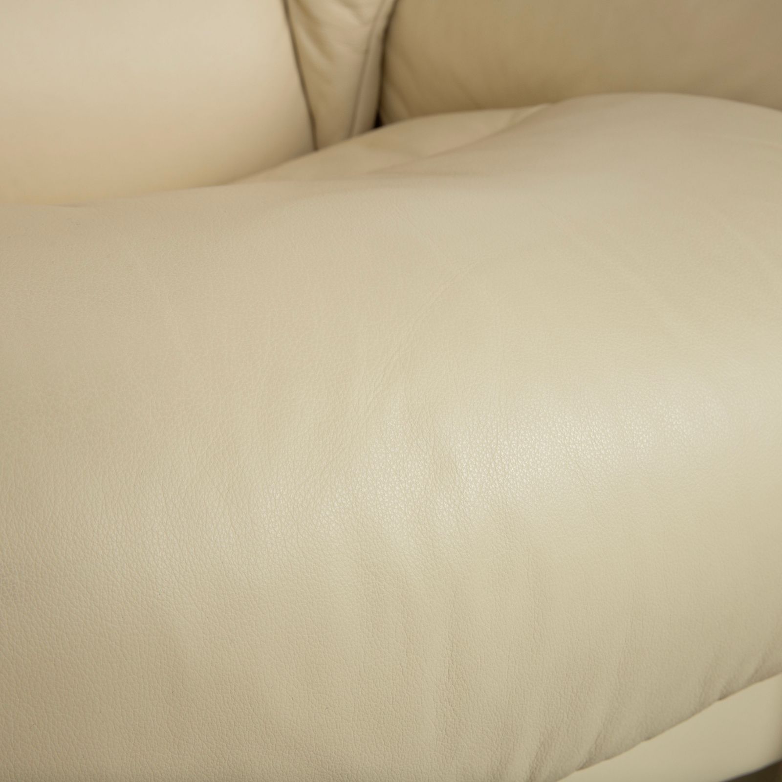 photo furniture Fauteuil relax Stressless Eldorado en cuir crème beige, fonction manuelle