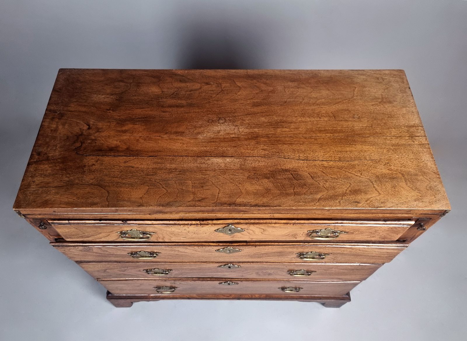 Small And Beautiful George II Elm Bachelors Chest C. 1740 photo vintage