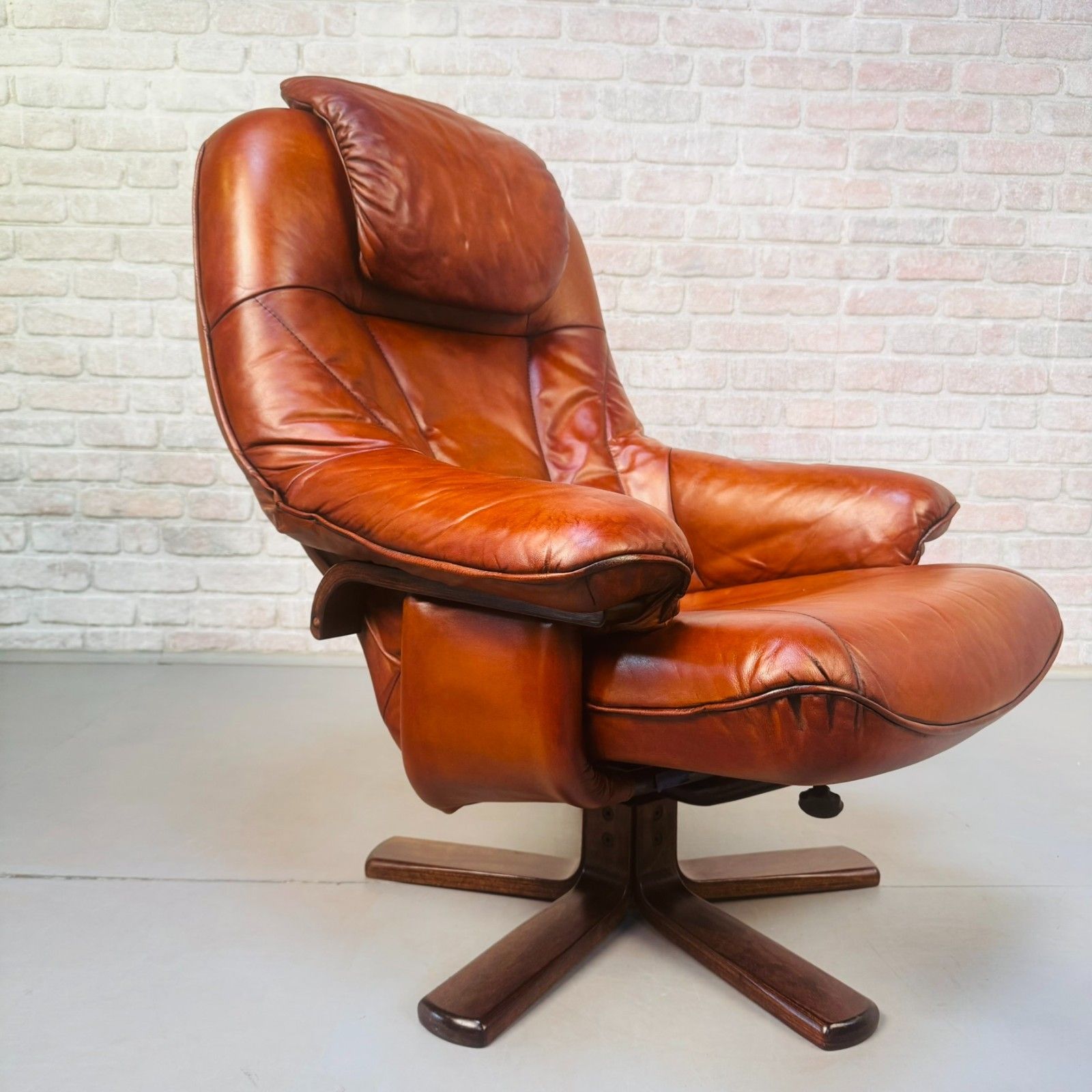 Vintage Danish Tan Leather Reclining Chair & Matching Footstool photo buy