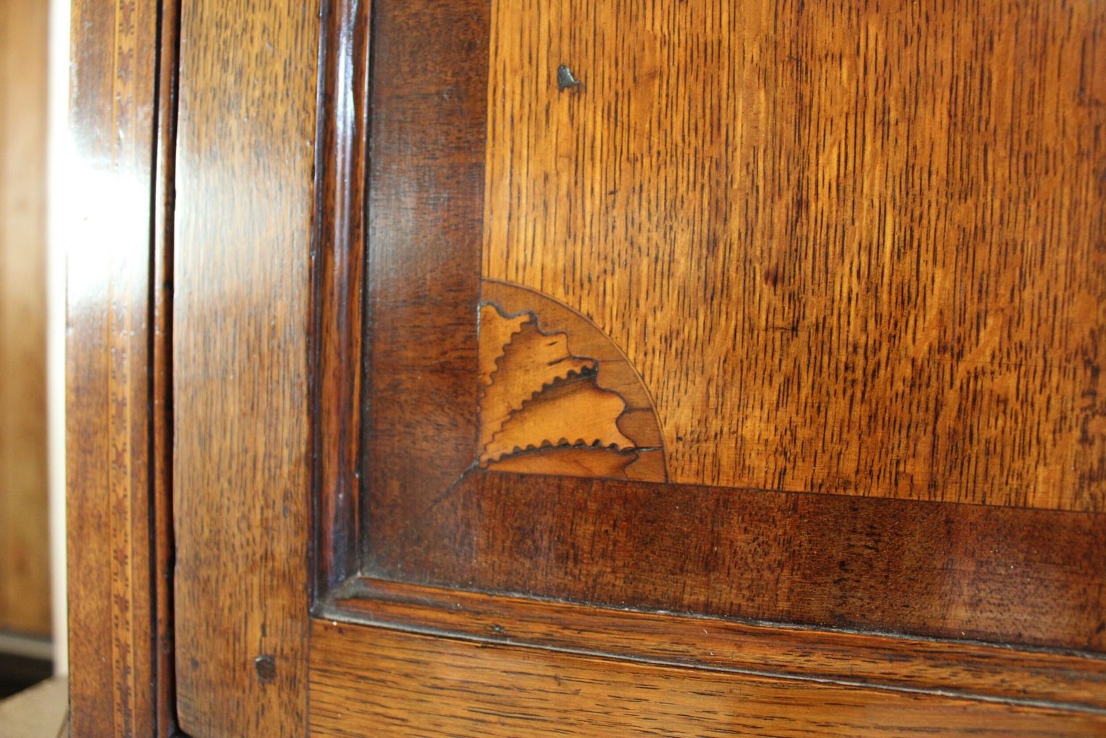 photo furniture Cupboard Corner Beautiful George III Oak C1780
