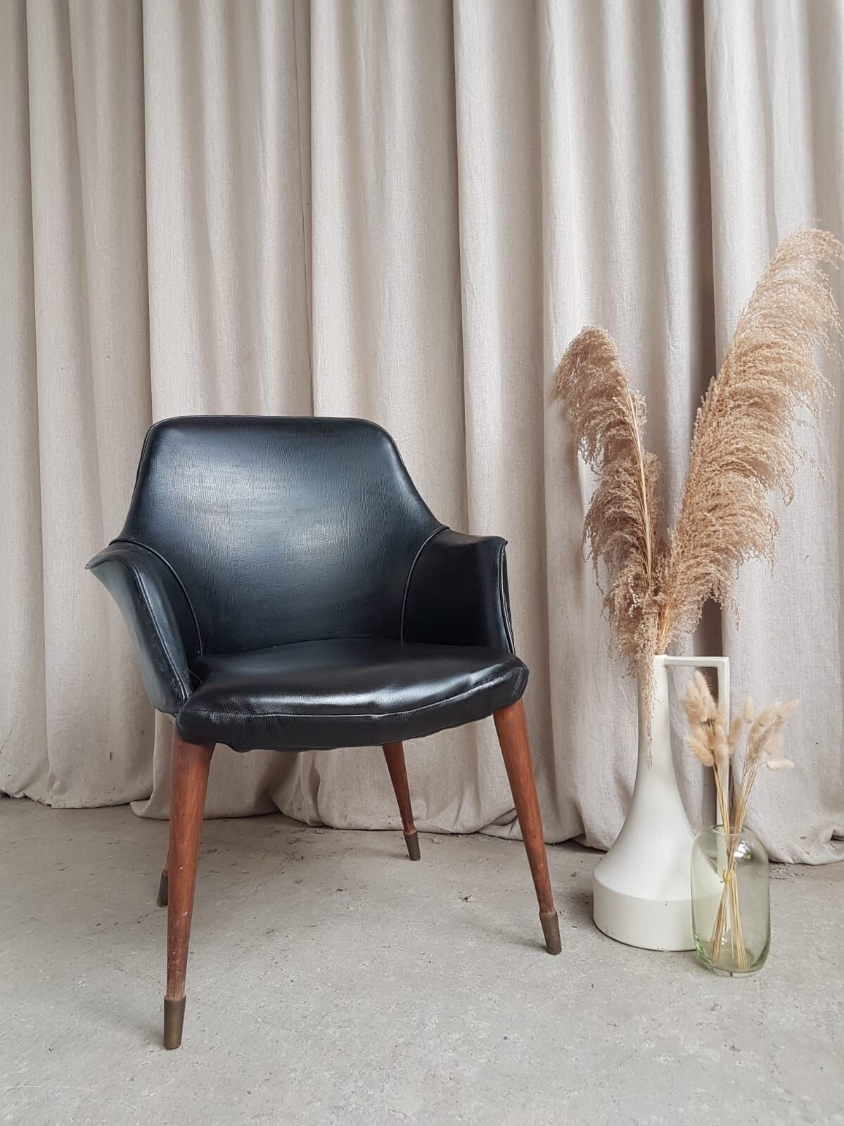 Vtg Mid Century Vinyl Leather Cocktail Chair Retro Danish Italian Design R536 photo for sale