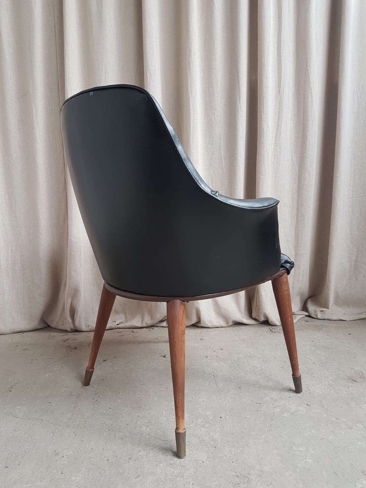 photo for sale Vtg Mid Century Vinyl Leather Cocktail Chair Retro Danish Italian Design R536