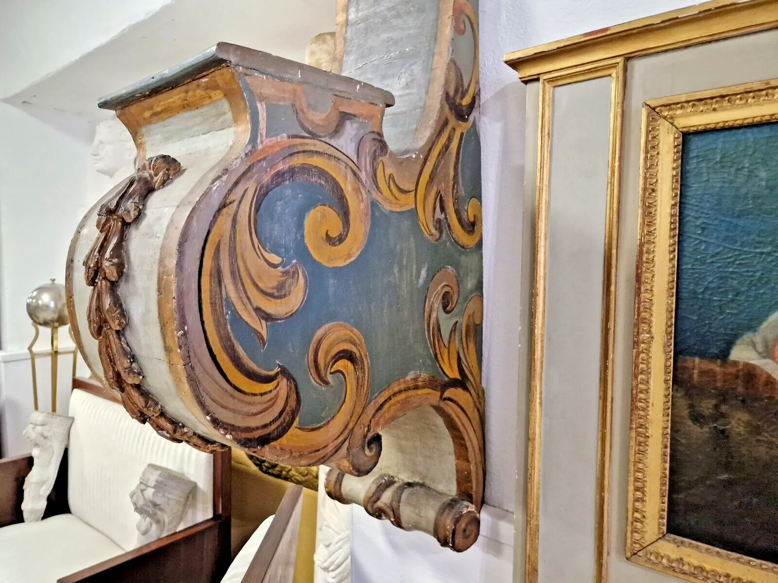 photo buy Pair Of 18th Century Giltwood Corbels Antique Italian Rococo Carved Wood Shelves