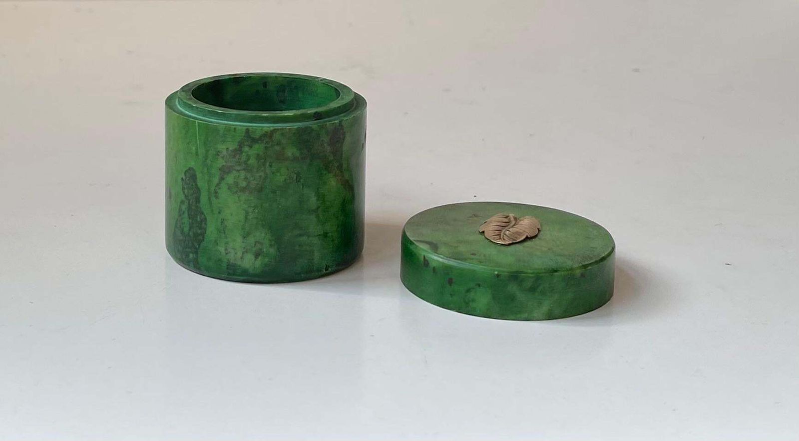 Small Italian Art Deco Style Trinket Jar In Green Marble, 1940s photo vinterior