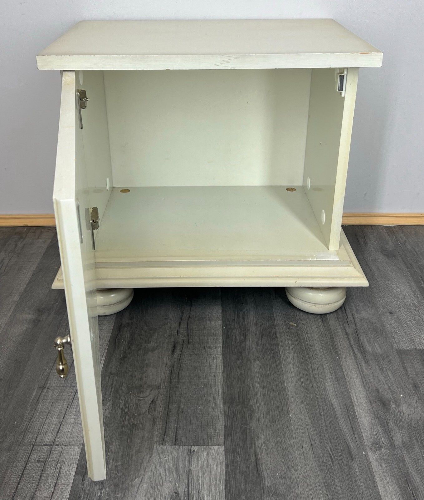 photo vinterior Pair Of Bedside Tables Antique French Shabby Chic Style Carved Cabinets Lot 2899