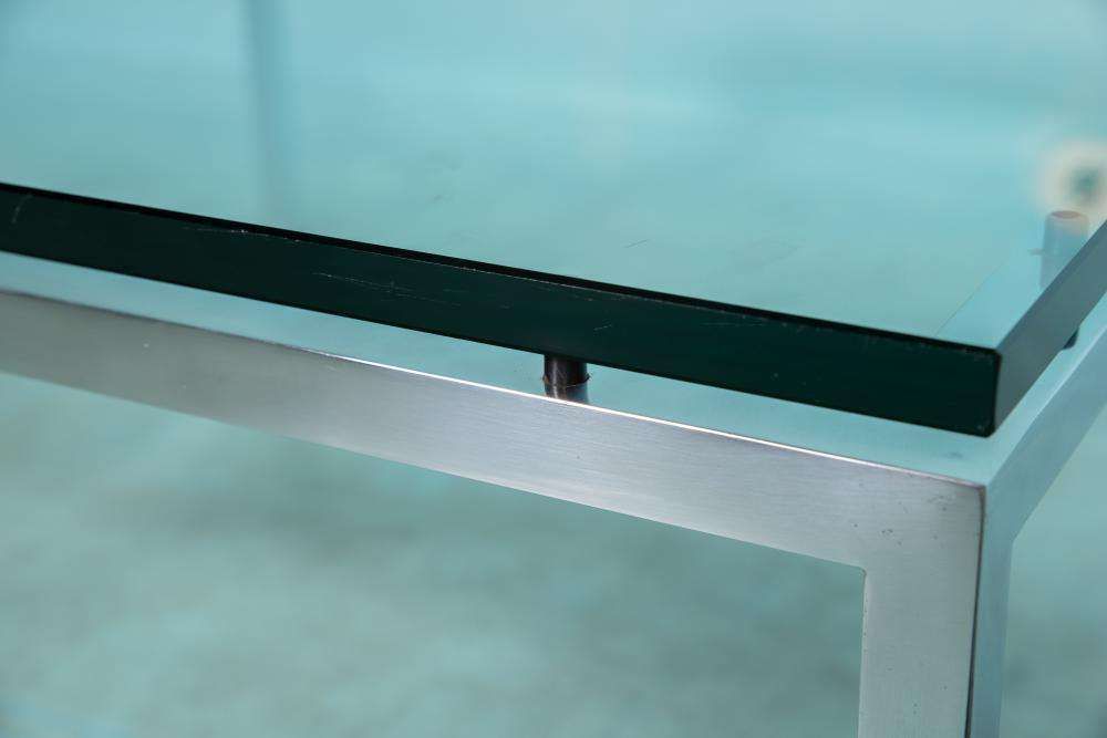 photo for sale Minimalistische Salontafel Knoll, Mid Century Salontafel