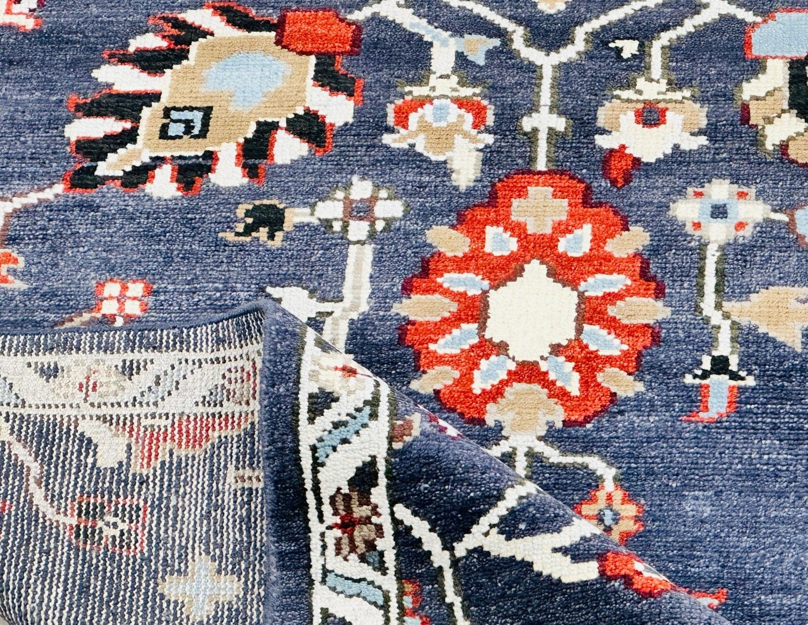 Tapis de sol en laine noué à la main 245 x 305 cm, motif floral Oushak bleu marine photo Textiles