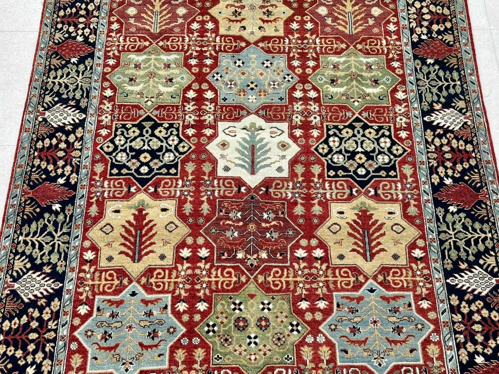 Handgeknoopt wollen vloerkleed 6x9 ft, rood geometrisch botanisch tapijt voor de woonkamer photo Textiel