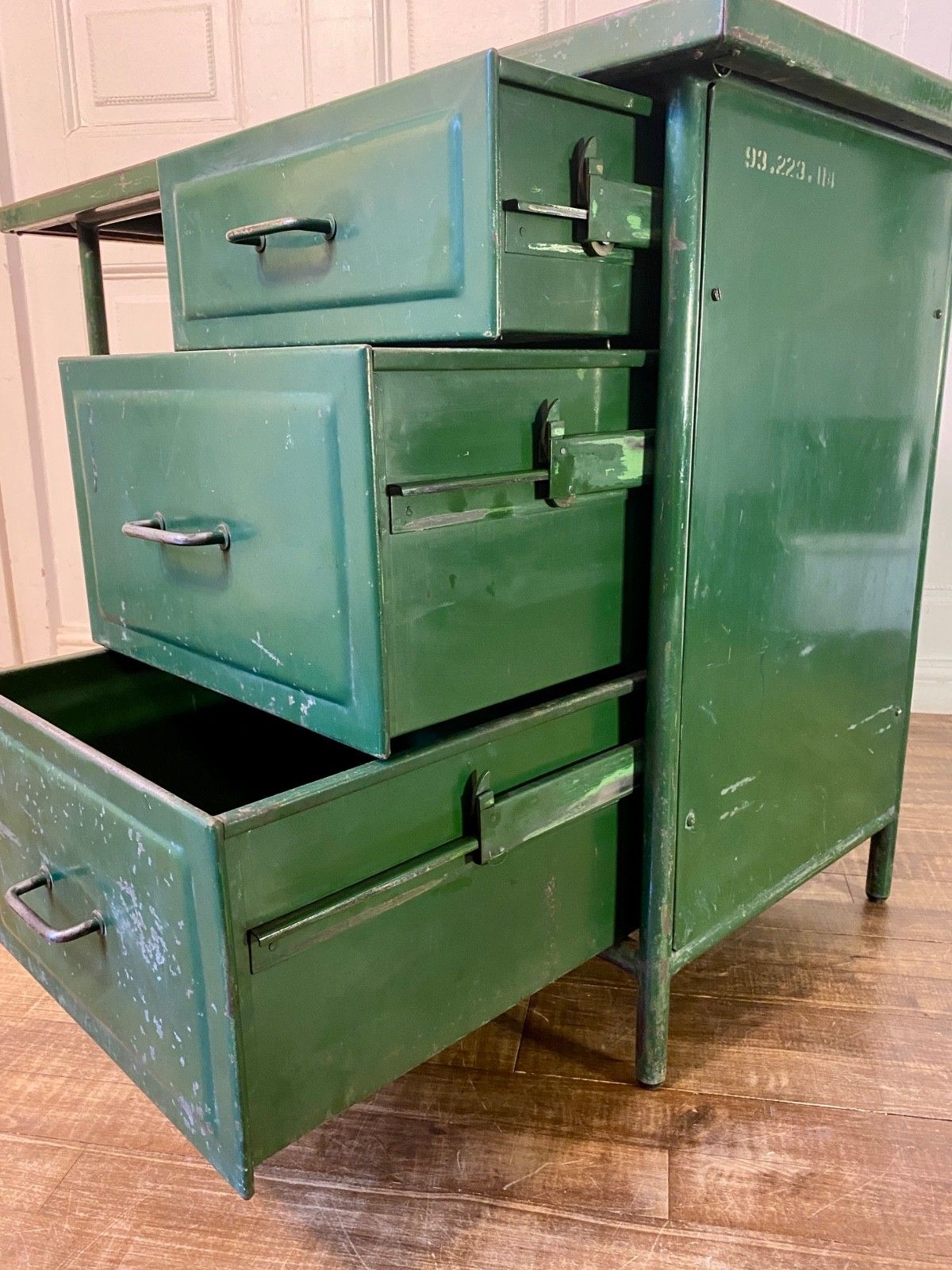 photo buy Vintage 1930s / 40s Home Office Metal Desk With Drawers.