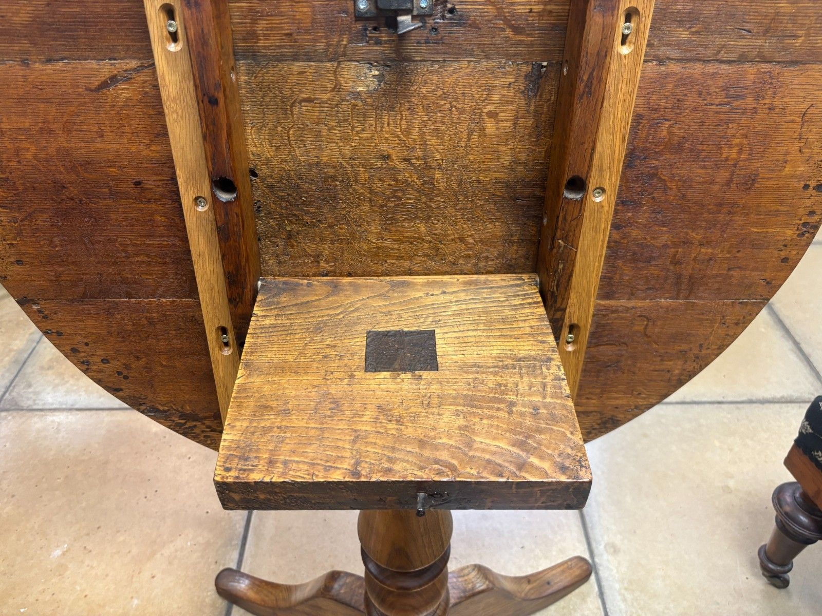 Antique Georgian Oak Tripod Pedestal Tilt Top Table photo buy