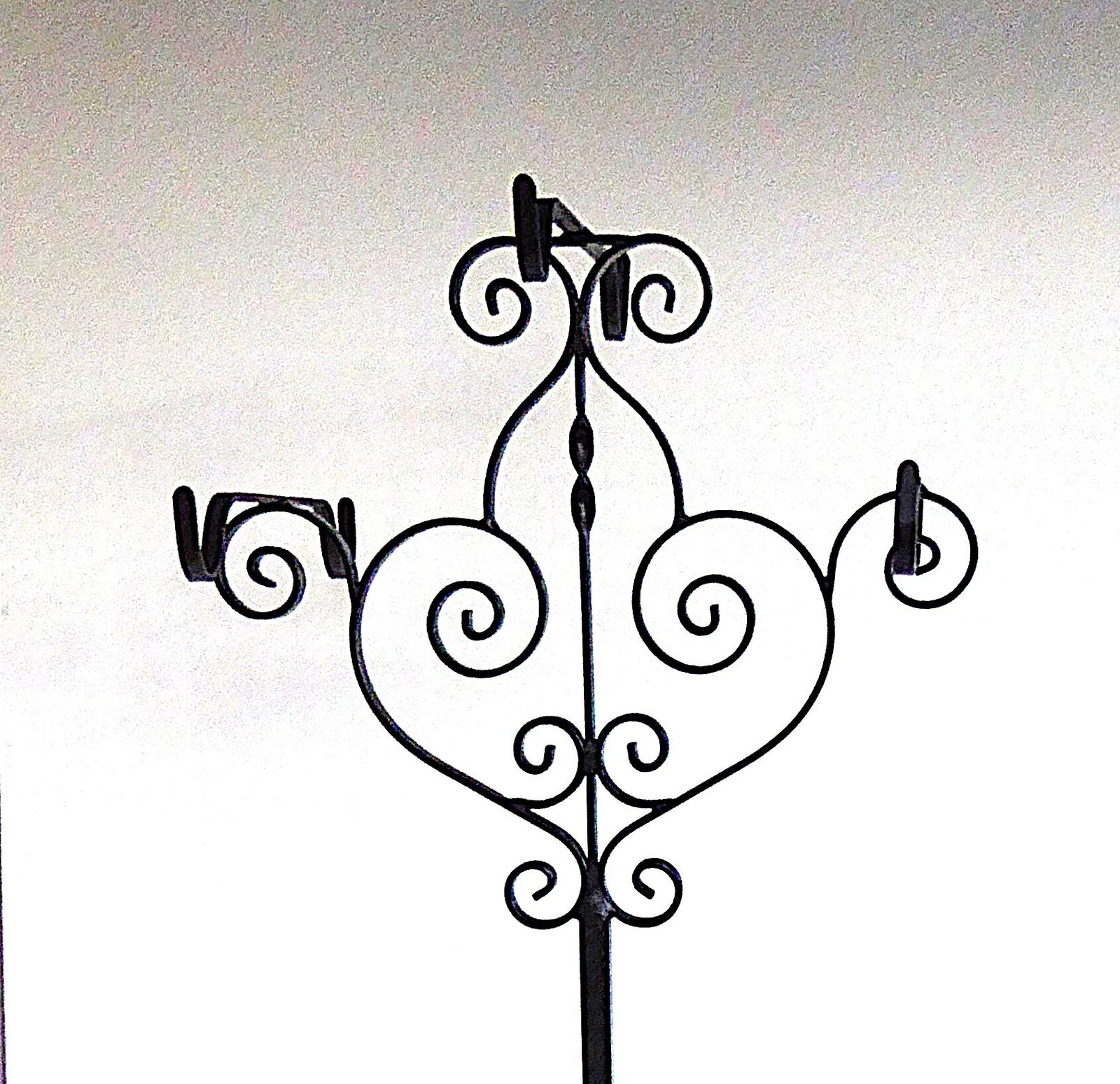 Cat Iron Free Standing Bird Feeder photo 494.0