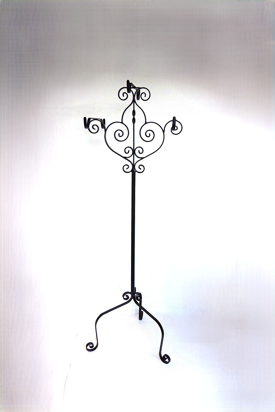 photo vinterior Cat Iron Free Standing Bird Feeder