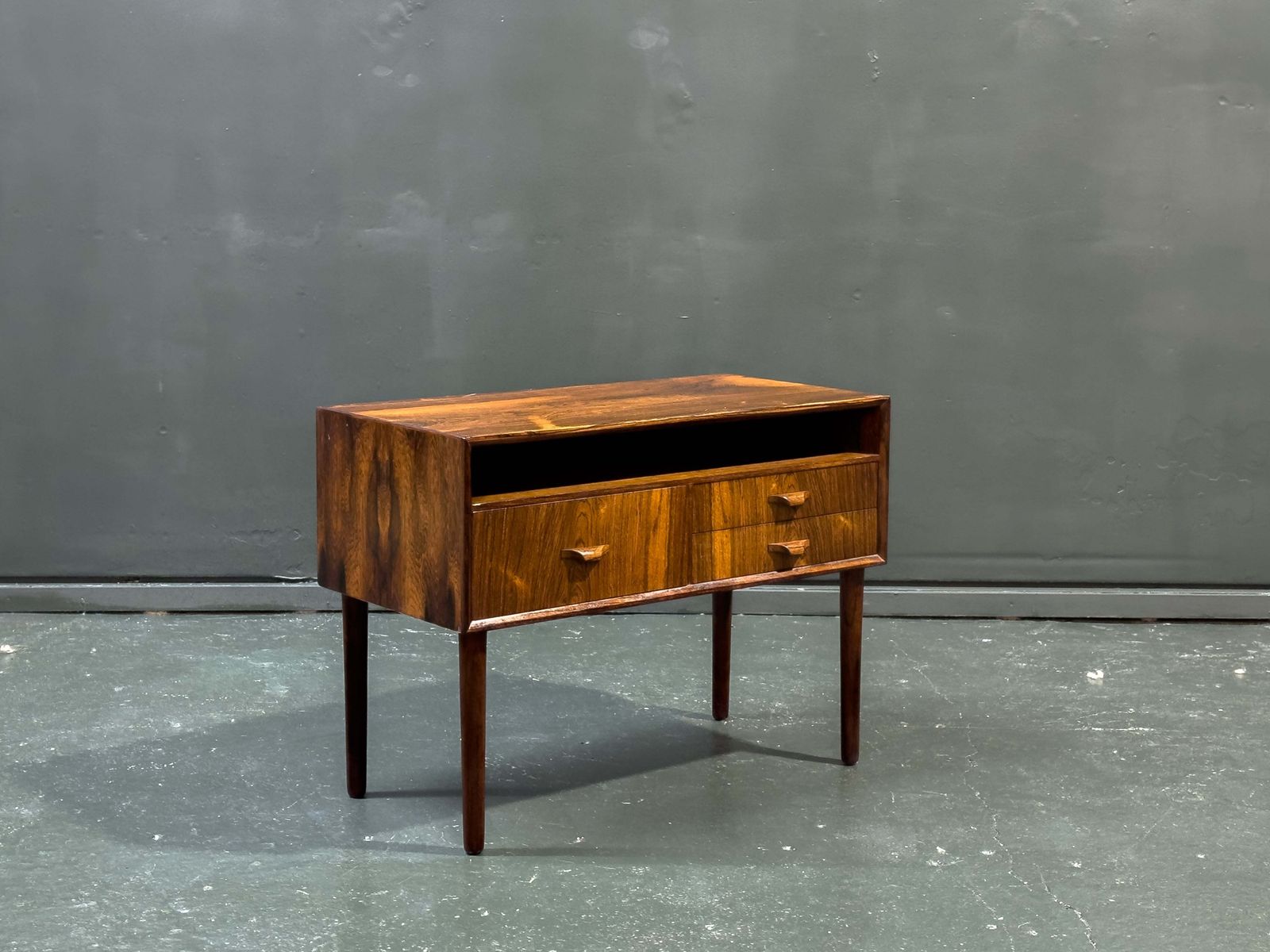 Small Rosewood Chest Of Drawers photo vintage
