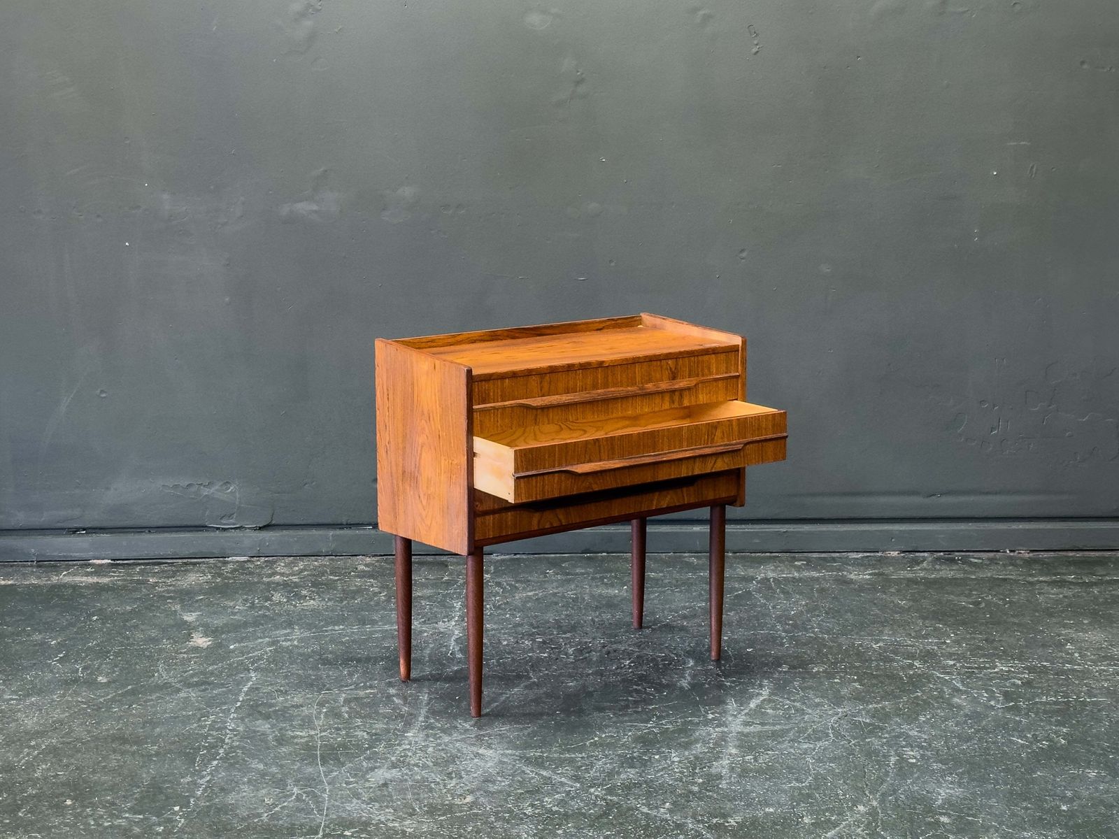 Small Rosewood Chest Of Drawers photo buy