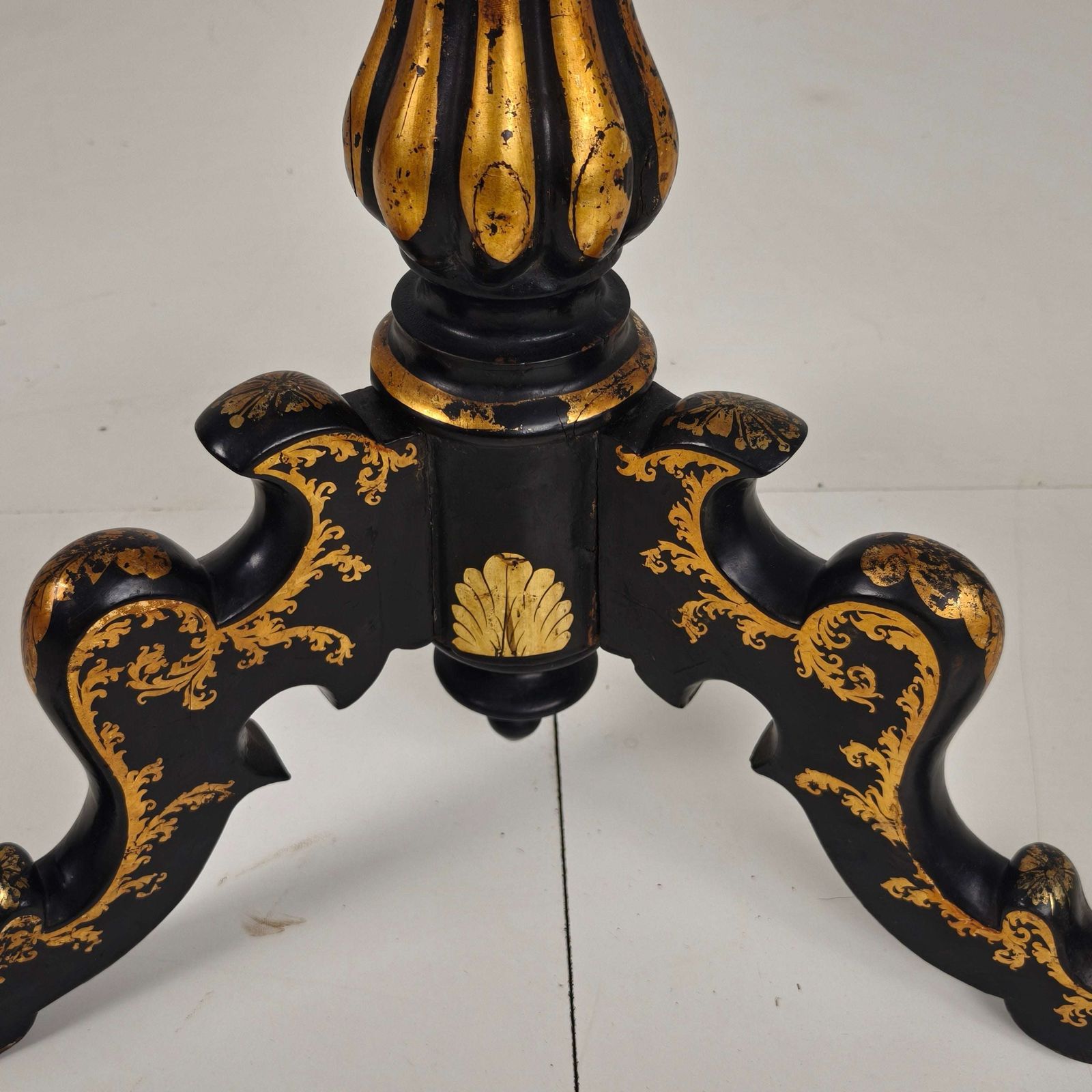 Antique French Papier Mâché Lacquer Music Stand With Mother Of Pearl Inlay C.1880 photo buy
