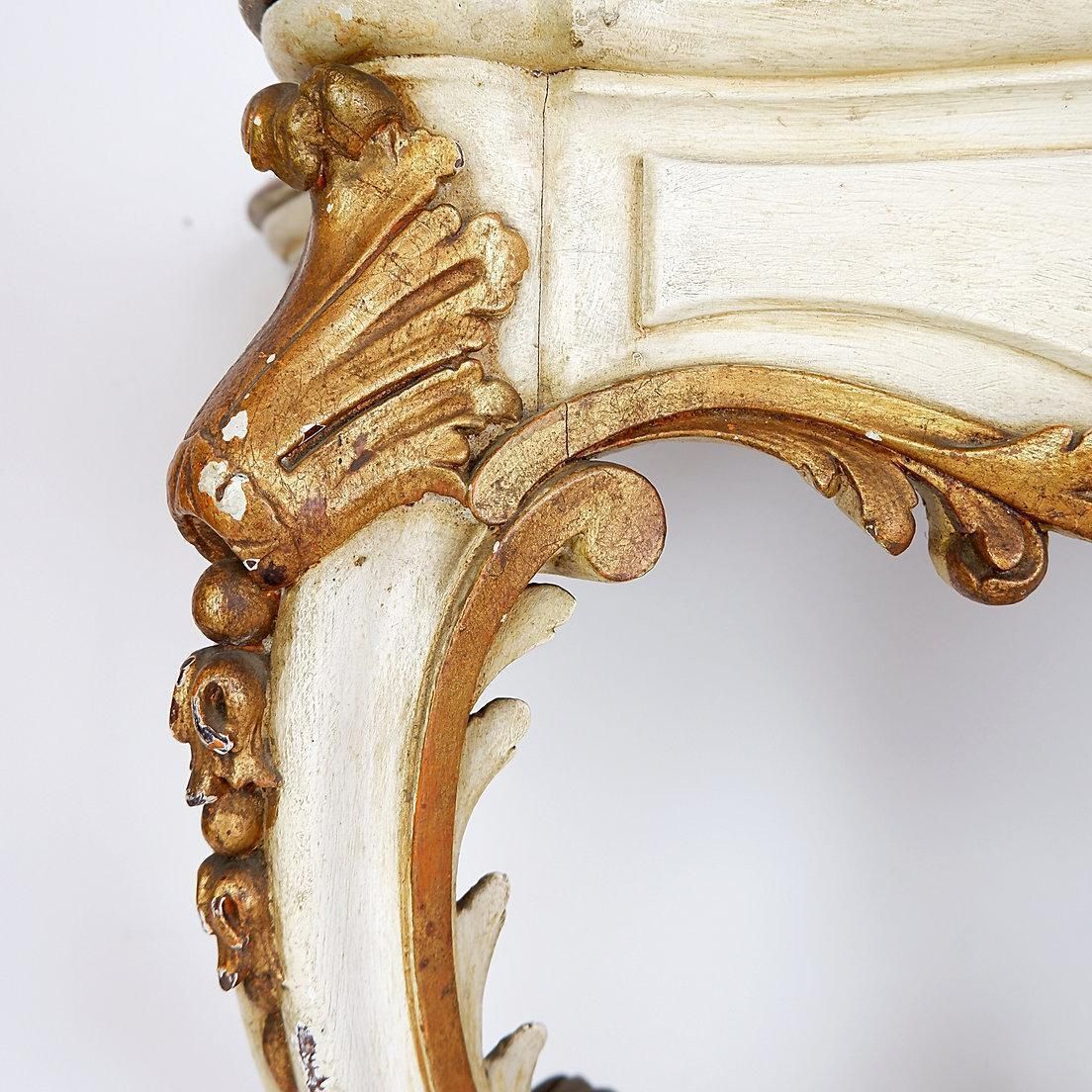 photo furniture 19th Century Italian Louis XVI Style Carved Wood Console Planter