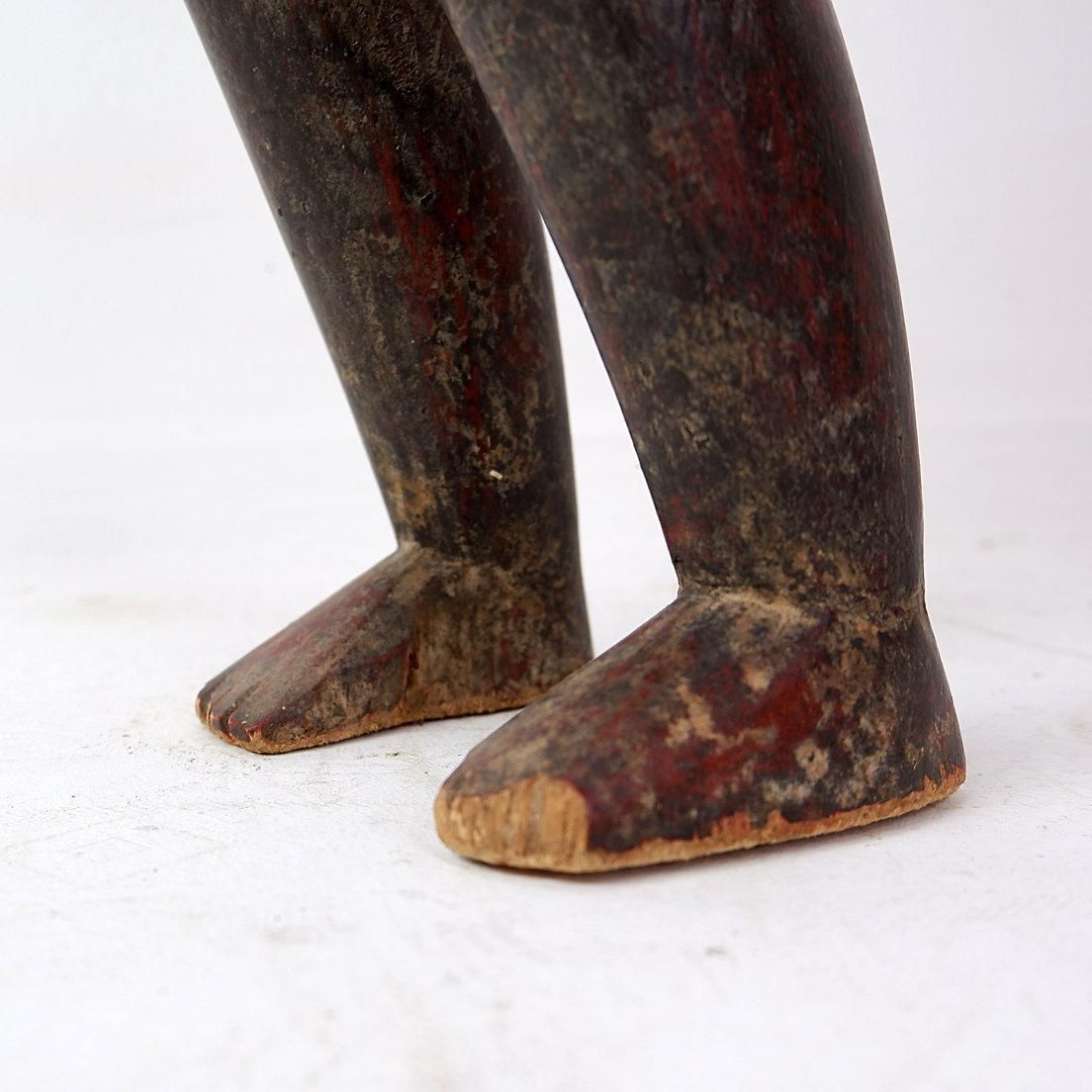 African Hand Carved Wooden Statue, Tribal Art, 20th Century, Africa photo 320.0