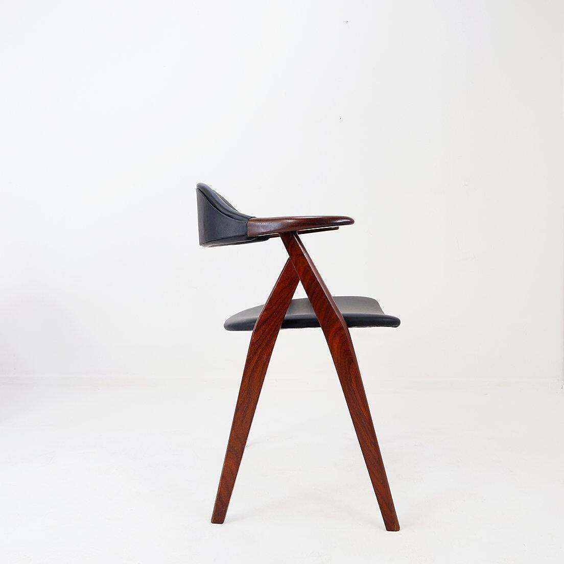 "Cow Horn" Chairs By Tijsseling Meubelfabriek, Netherlands 1960   Set Of 4 photo furniture