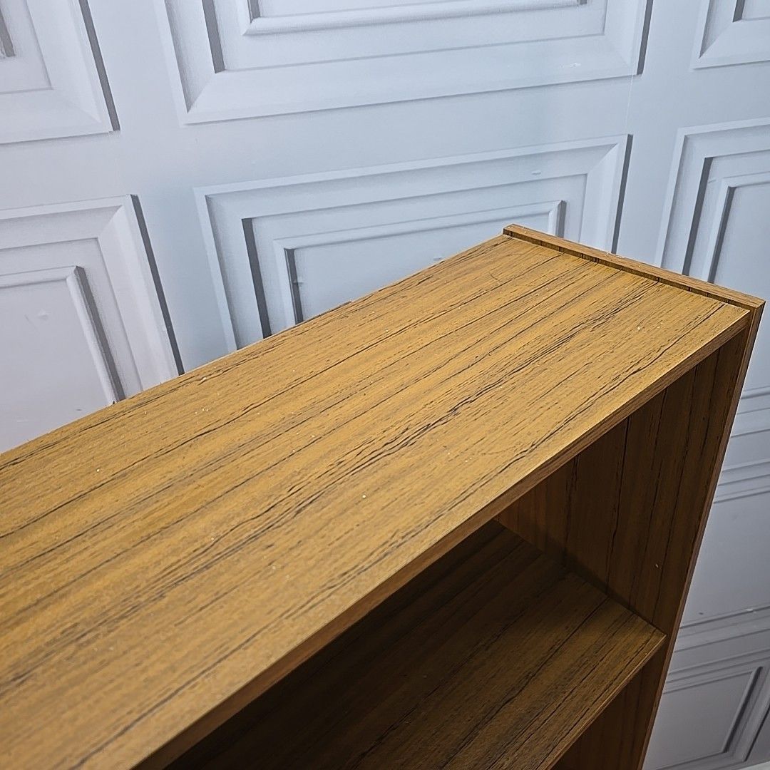 photo vinterior Vintage Tall Bookcase Shelves Wood Effect Open Shelving Retro Mid Century Shelf