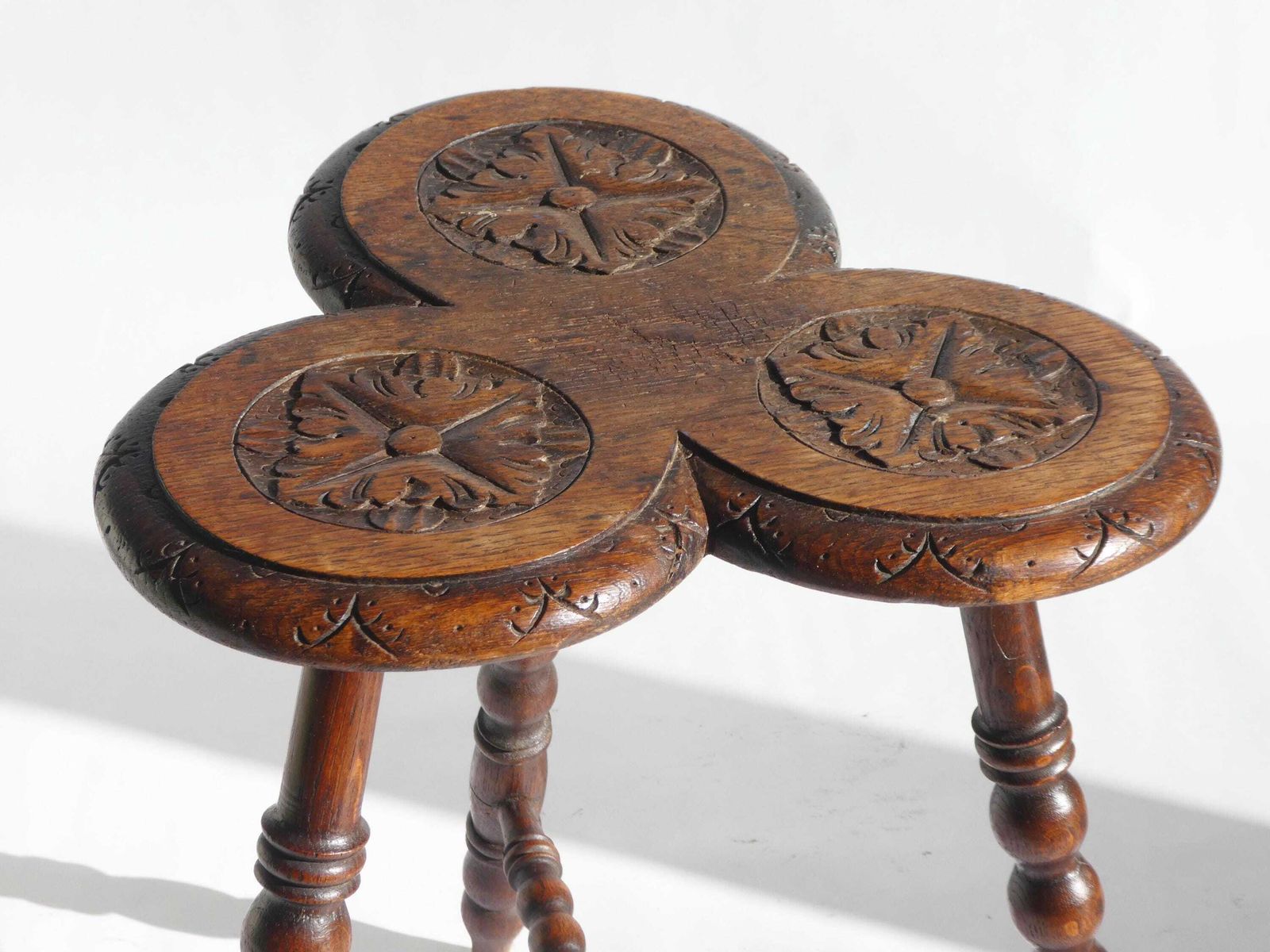 Antique Oak Wooden Side Table, Floral Carved Bobbin Leg Plant Stand, Pedestal Trefoil Top photo for sale