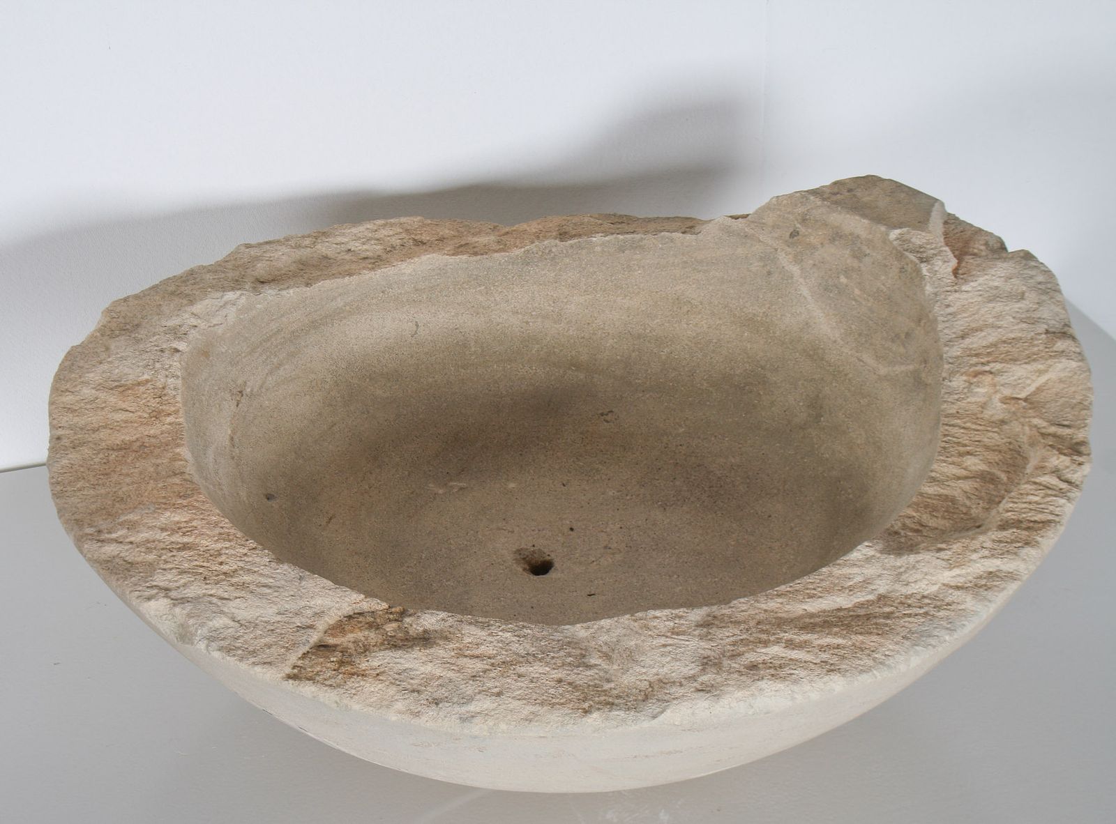 Very Large Reclaimed Antique Stone Bowl – English Wattscliffe Millstone Grit Sandstone photo 1585.0