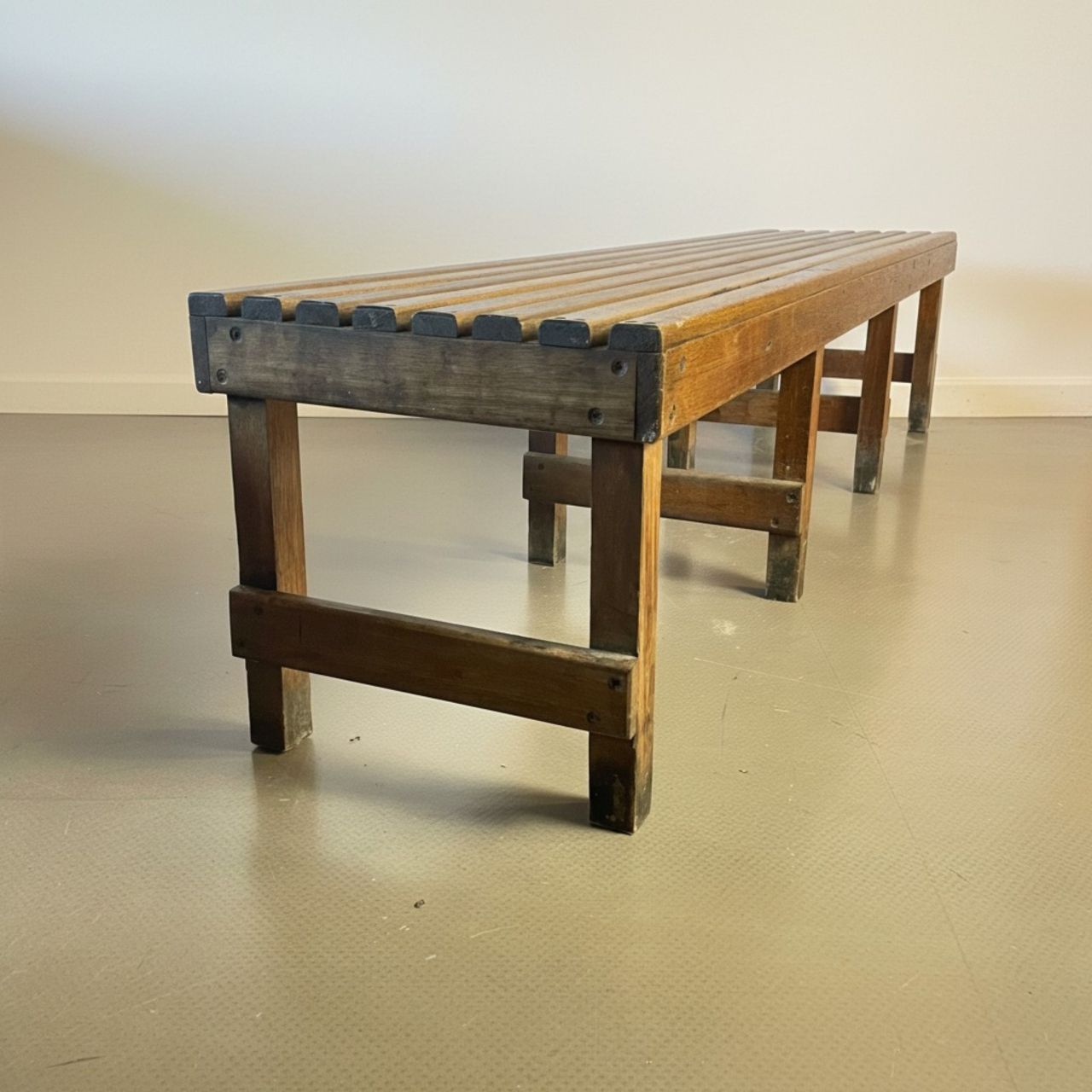 20th Century Teak Teak Slatted Art Gallery Viewing Bench photo vintage
