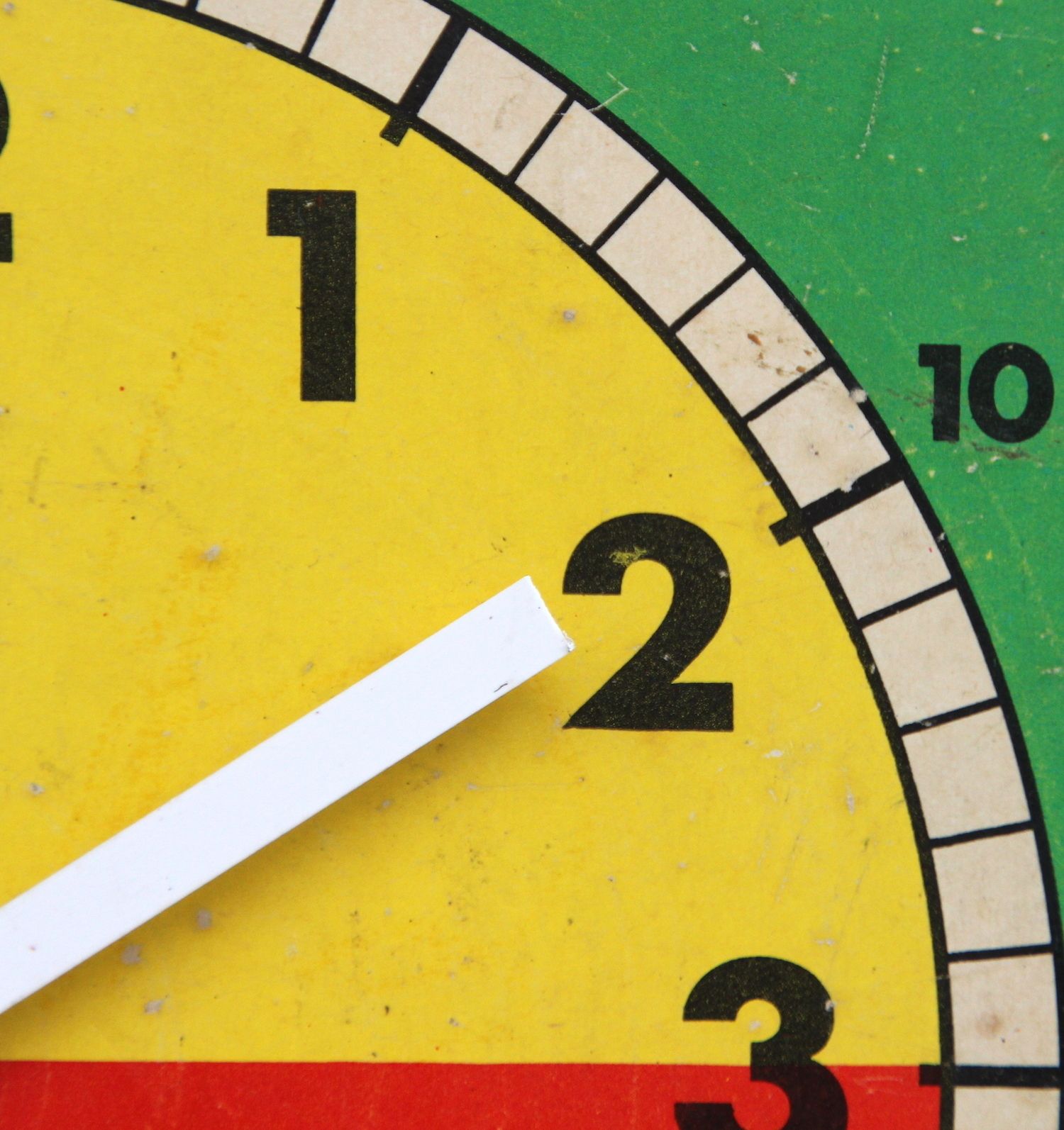 photo furniture Quirky Learn To Tell The Time School Clock. London Timepiece