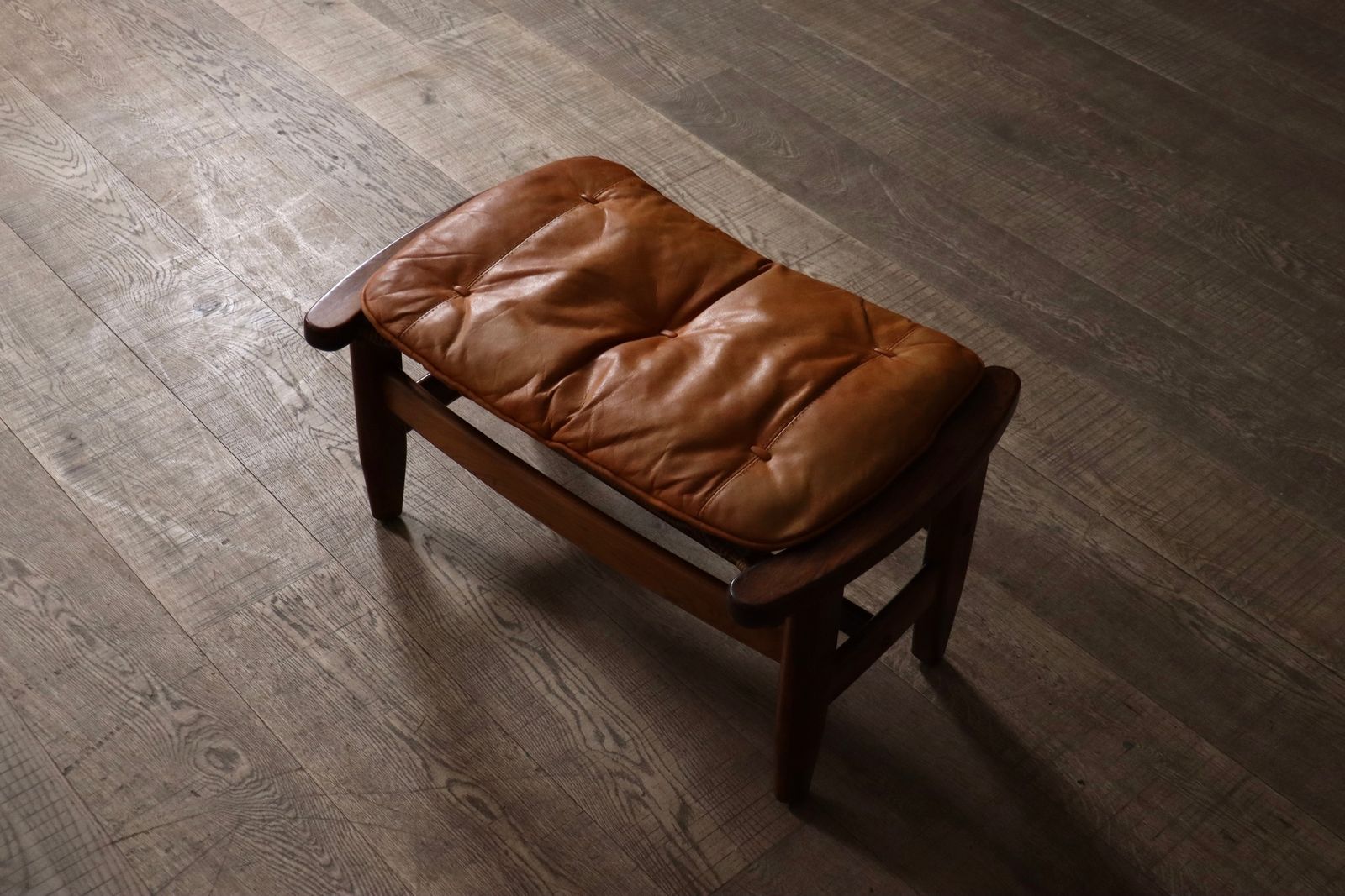 Meubels Jangada Lounge Chair Met Ottoman In Cognackleurig Leer Door Jean Gillon, Brazilië, Jaren 1960 photo