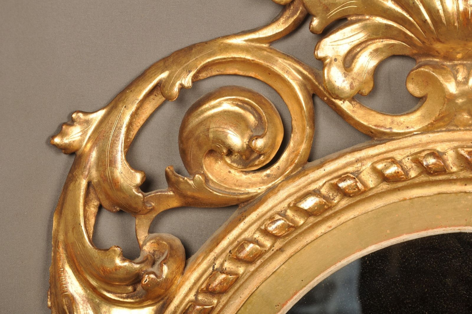 Late 18th Century Florentine Giltwood Oval Mirror photo 1400.0