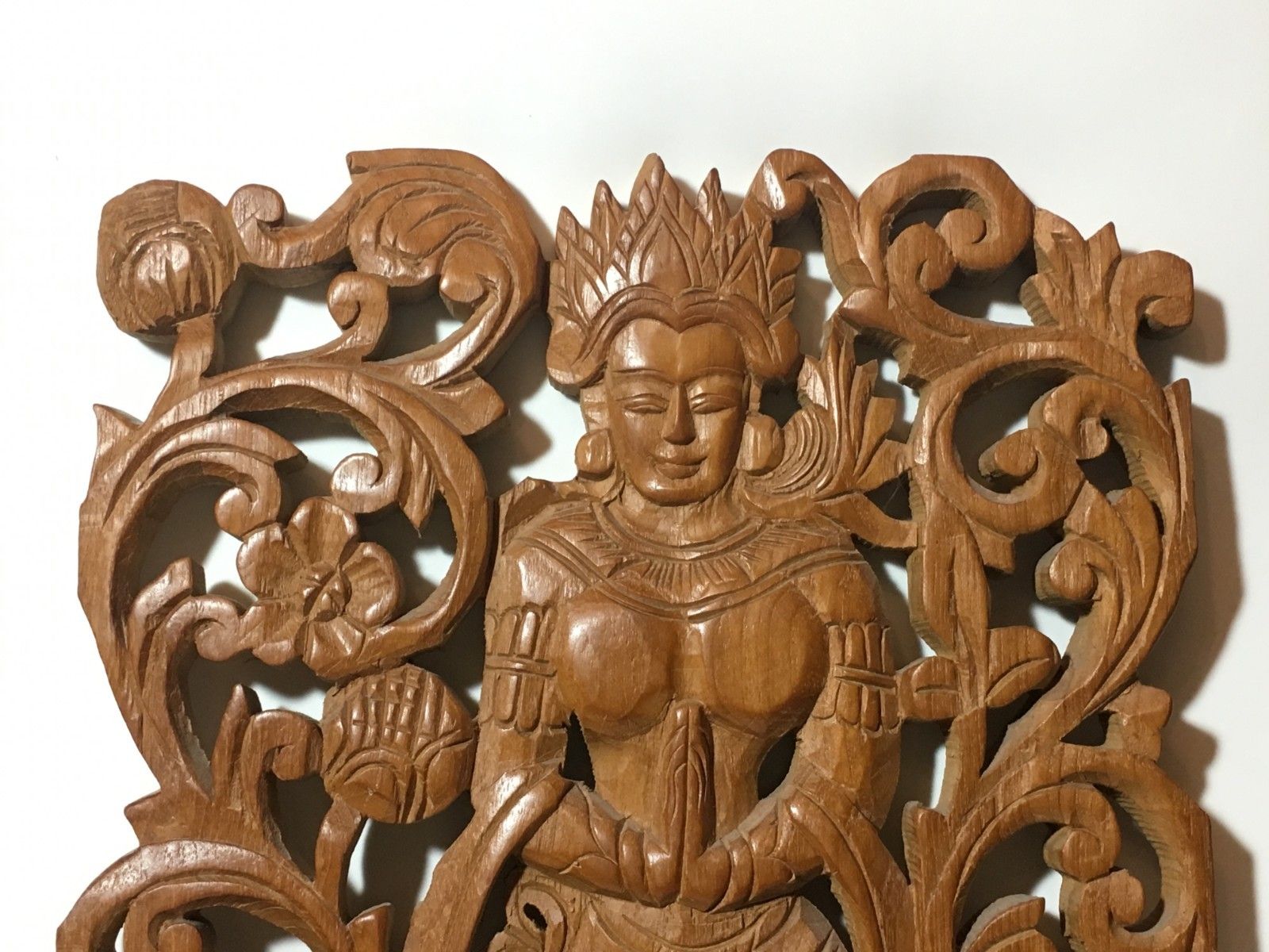 Groot Aziatisch handgesneden houten boeddha wandpaneel photo 364.0