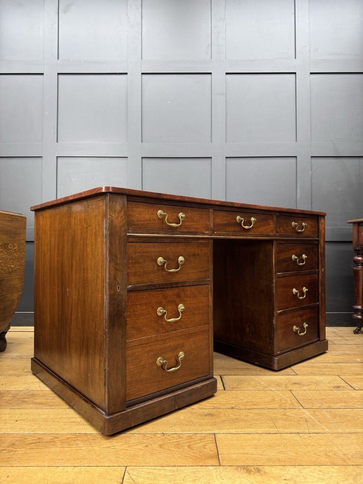 Antique Mahogany Twin Pedestal Desk Kneehole Writing Office Desk Computer Desk photo for sale