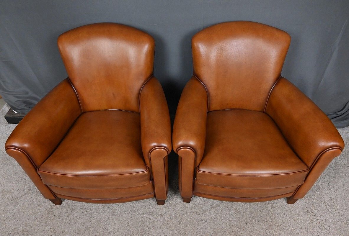 Pair Of Leather Club Chairs – Reproduction photo 3030.0