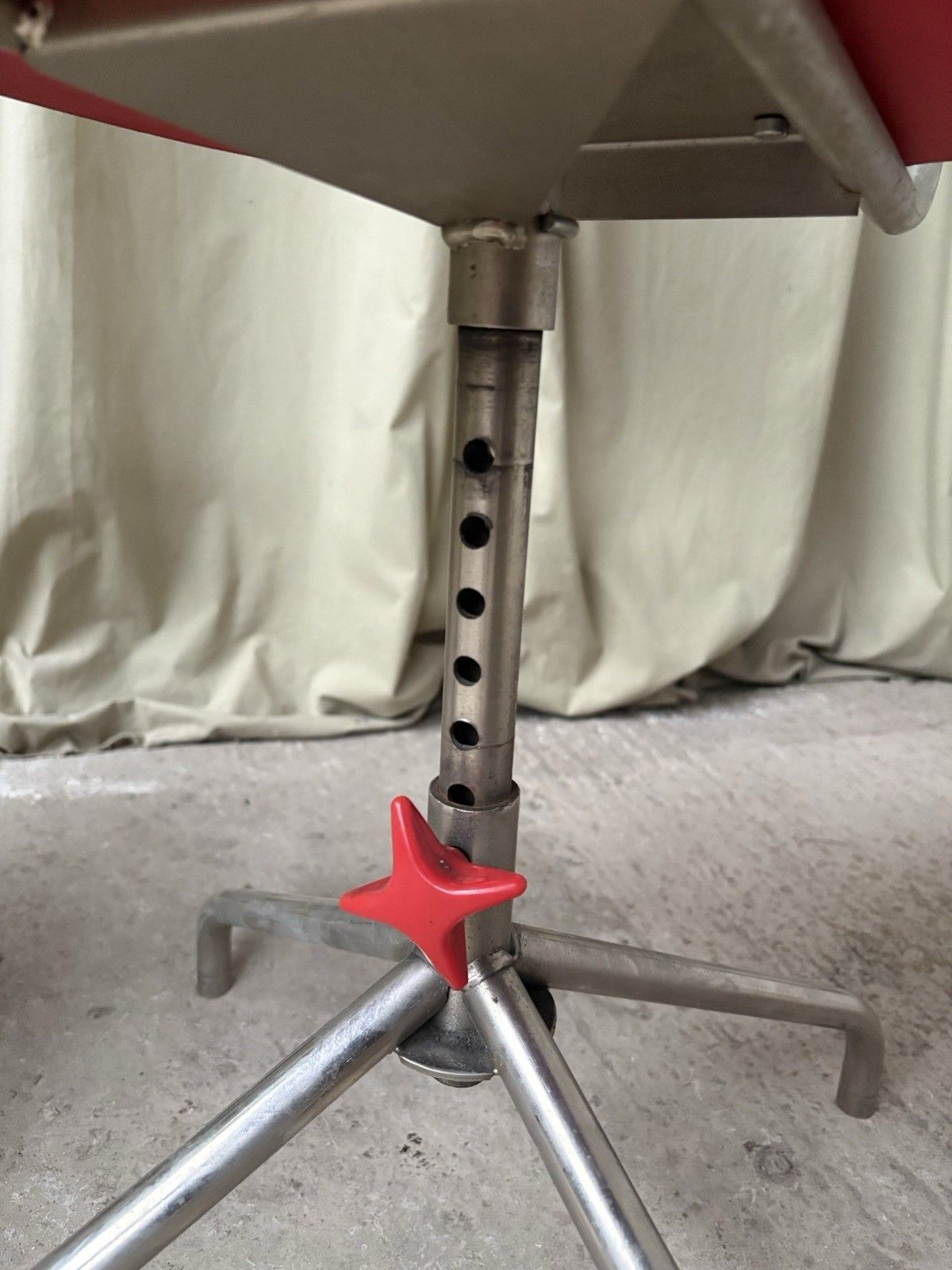 photo furniture Vtg Mid Century Danish Post Modern  Modernist Desk Task Chair 1191